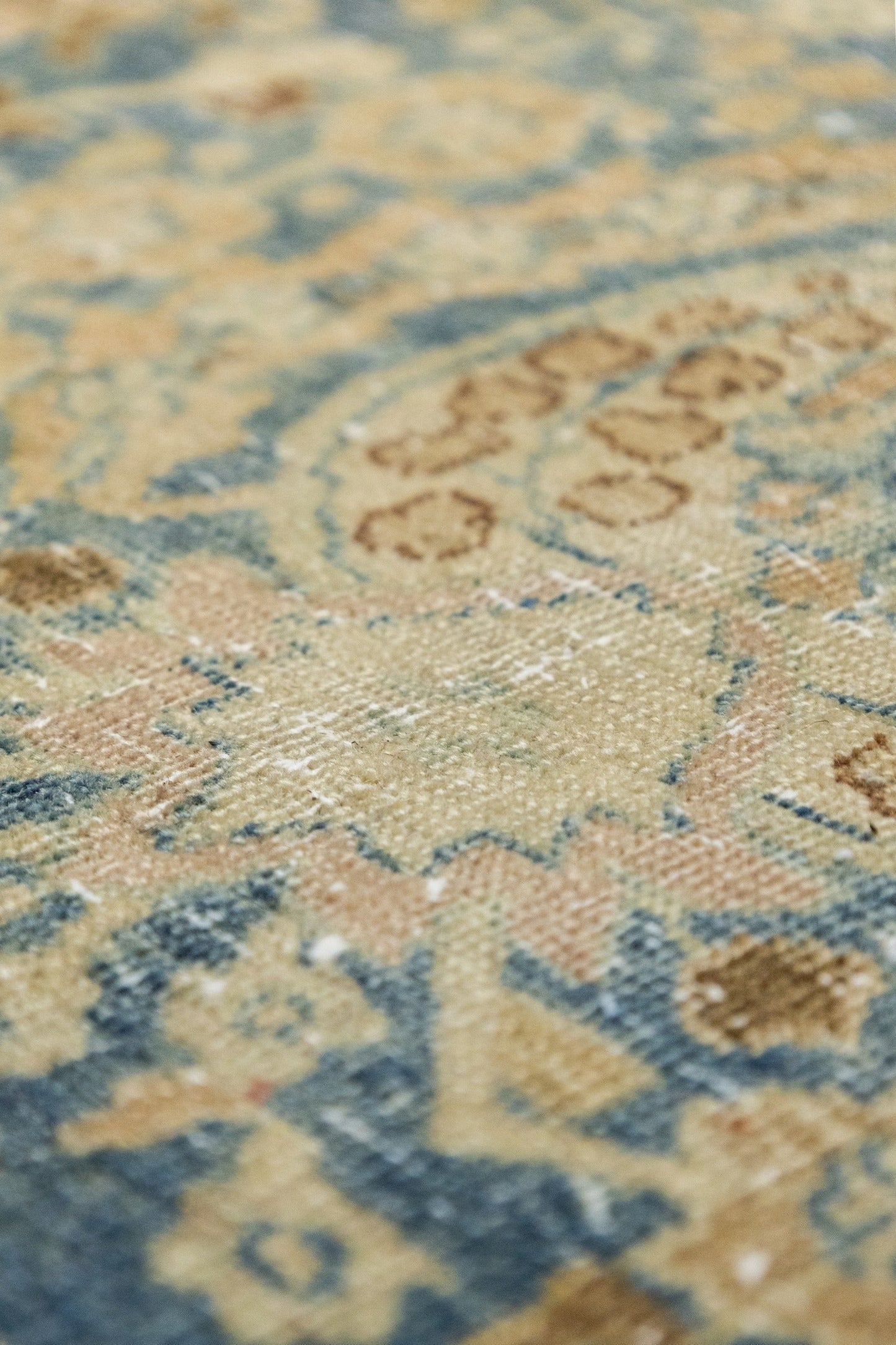 Vintage Tabriz Handwoven Transitional Rug, J87218