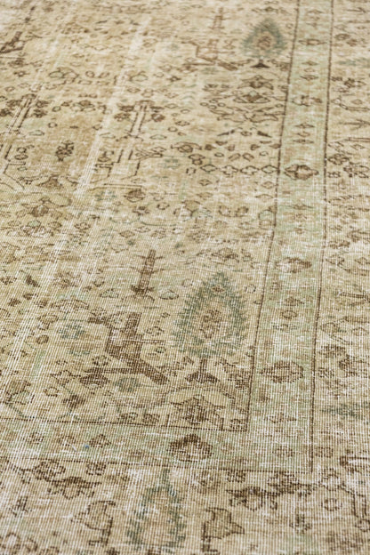 Vintage Tabriz Handwoven Transitional Rug, J87220