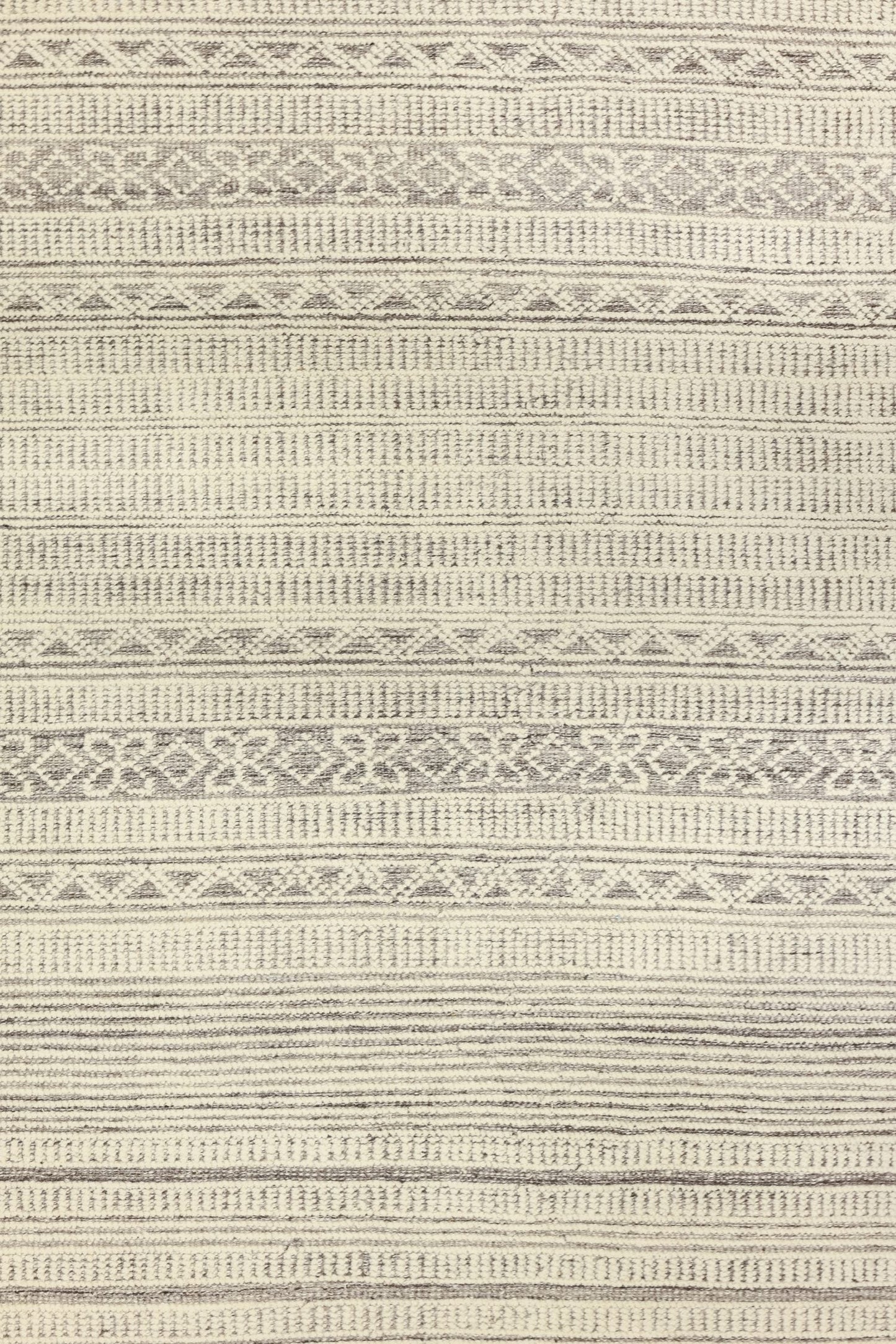 Tinos Handwoven Transitional Rug, J80827