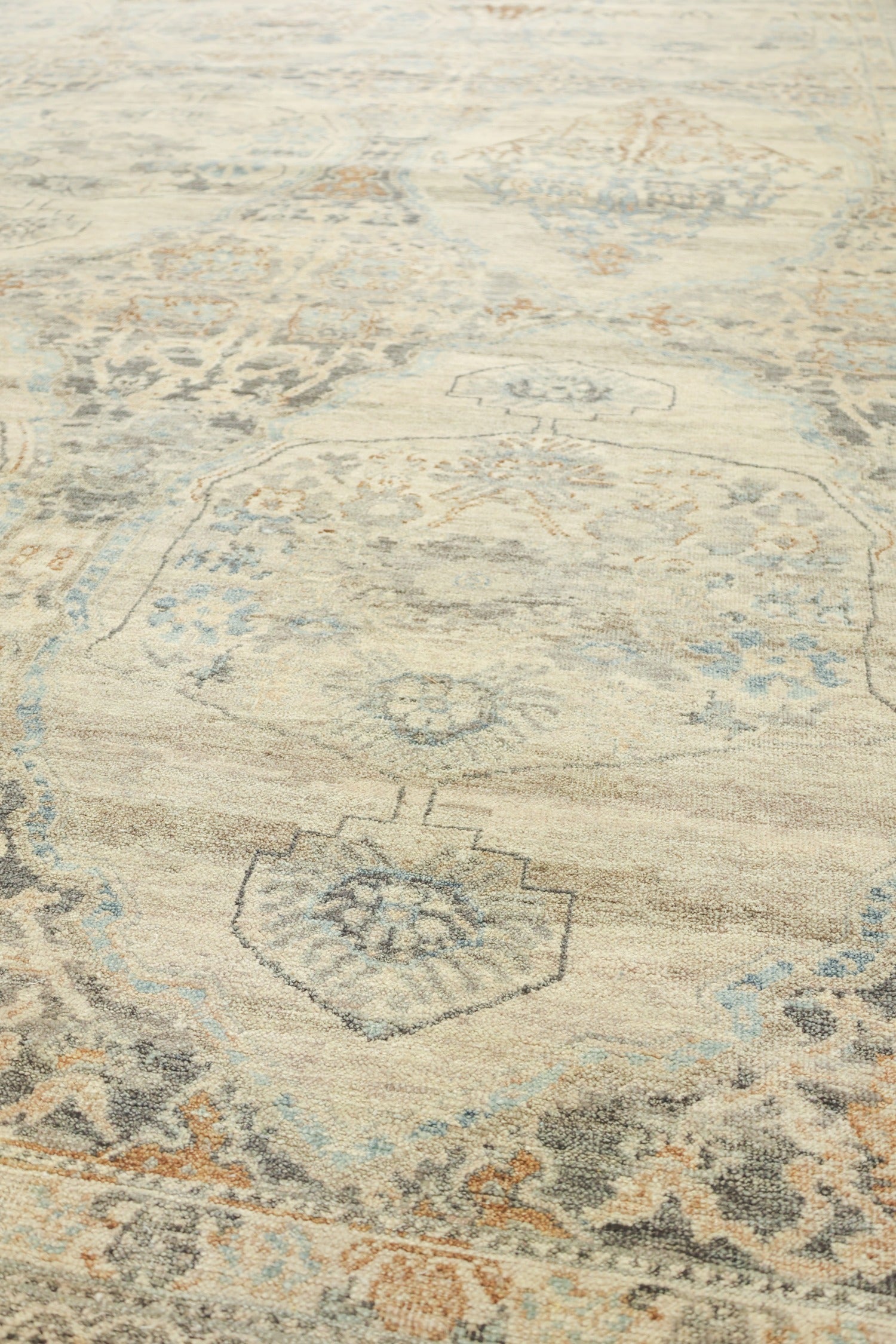 Ziegler Handwoven Transitional Rug, J72028