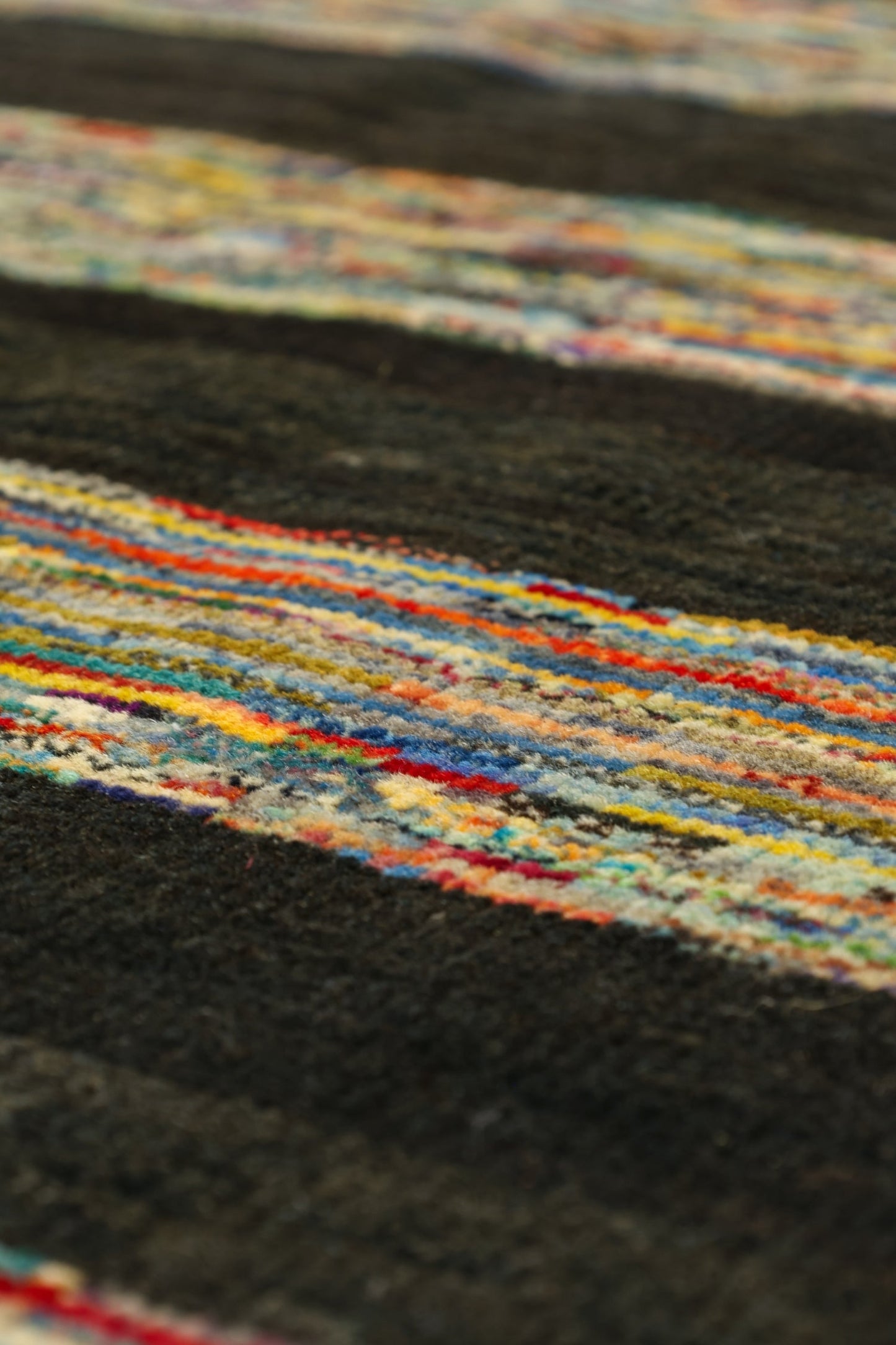 Abrash Handwoven Tribal Rug, J79591