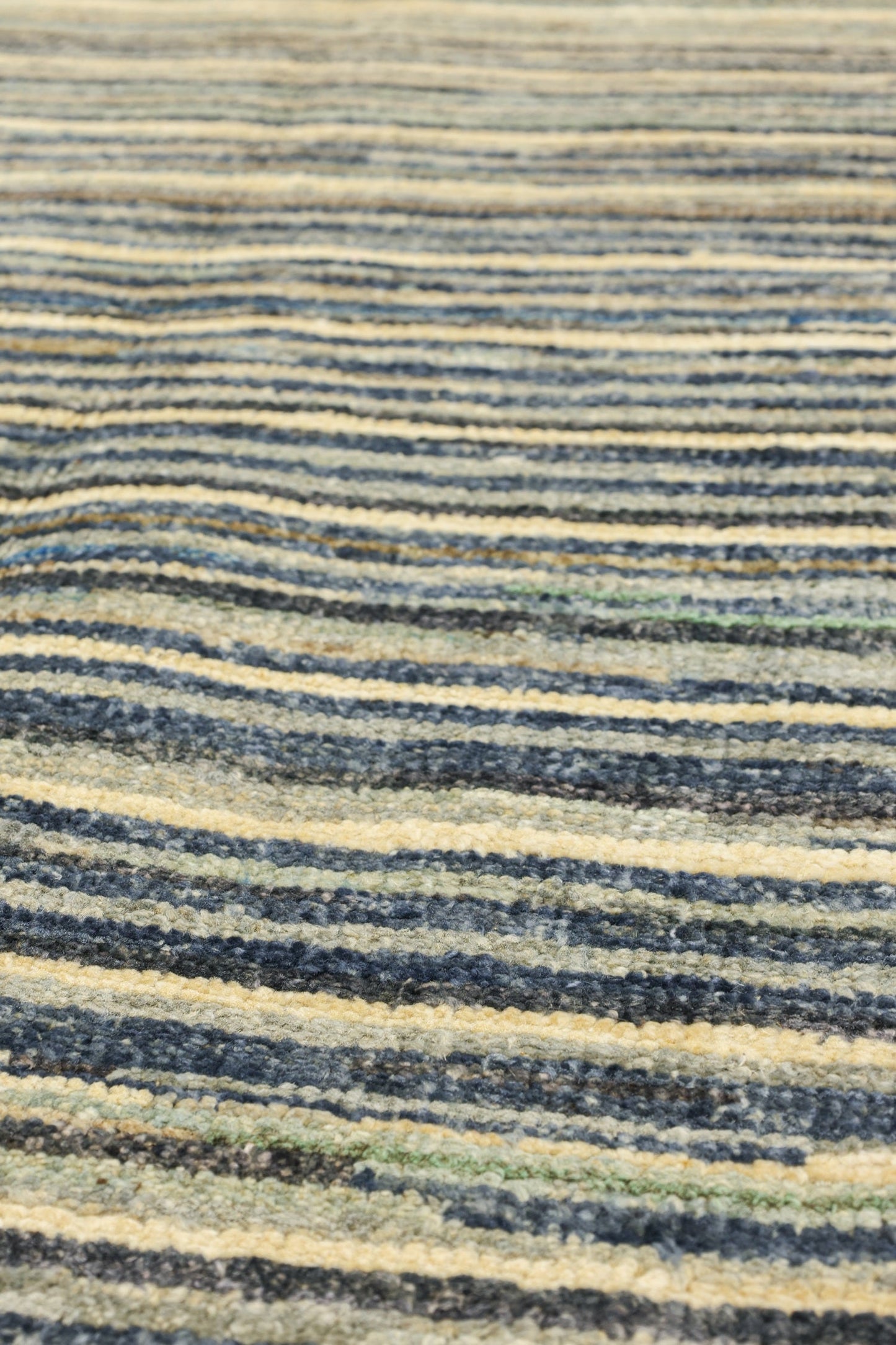 Abrash Handwoven Tribal Rug, J79615