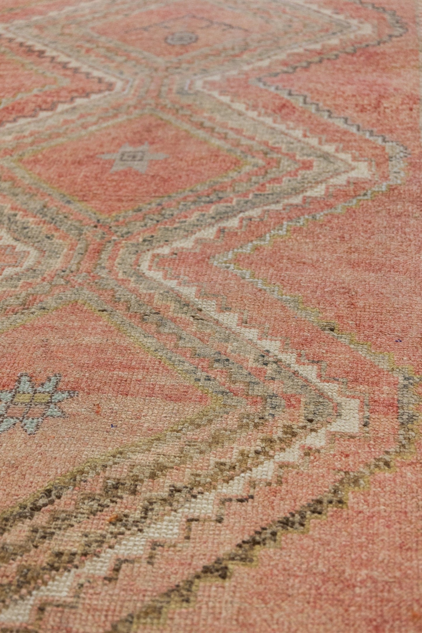 Vintage Anatolian Handwoven Tribal Rug, J87994
