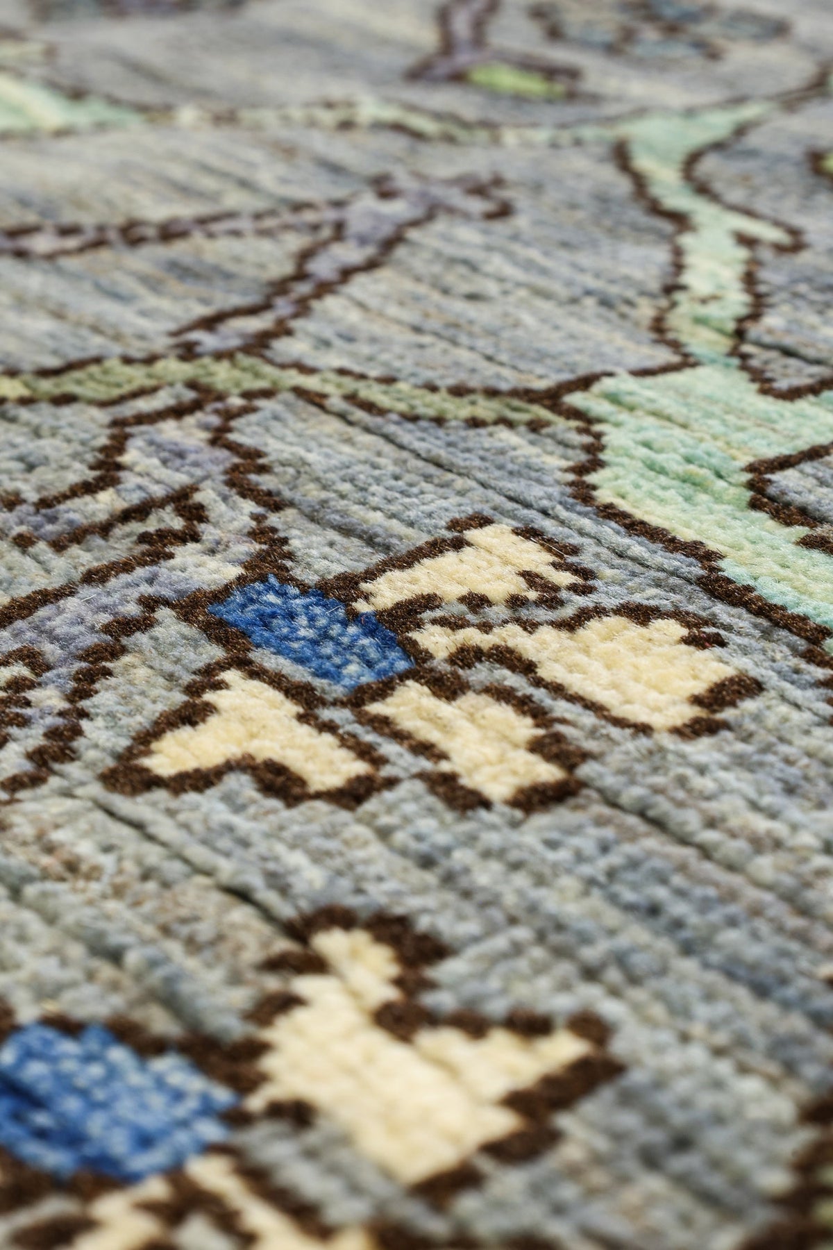 Arabesque Handwoven Tribal Rug, J81045
