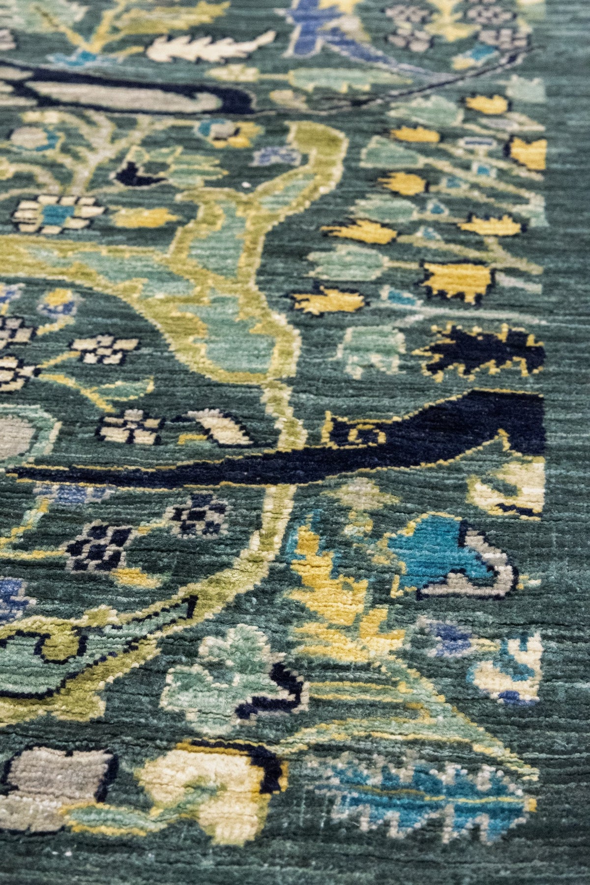 Arabesque Handwoven Tribal Rug, J86100