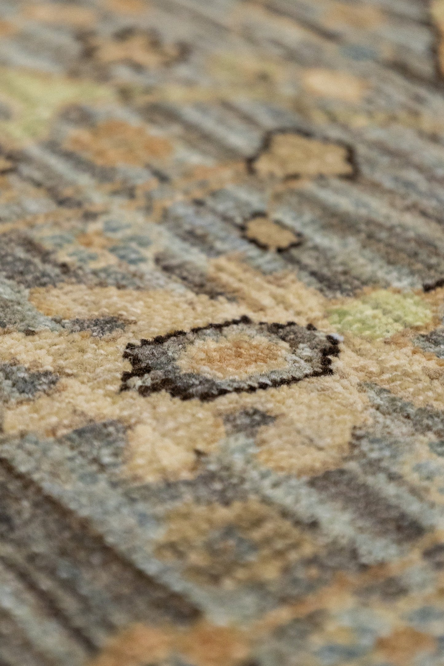 Arabesque Handwoven Tribal Rug, J89283
