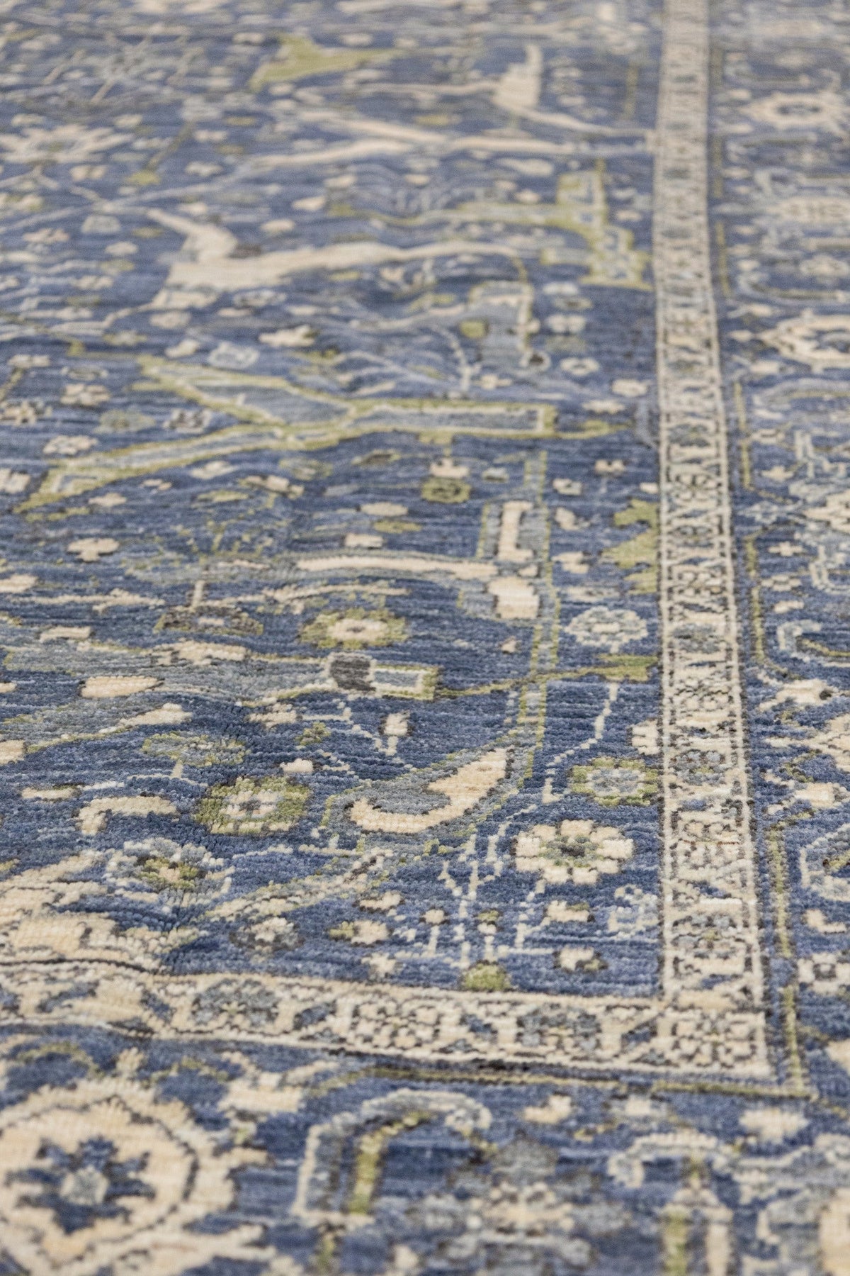 Arabesque Handwoven Tribal Rug, J89340