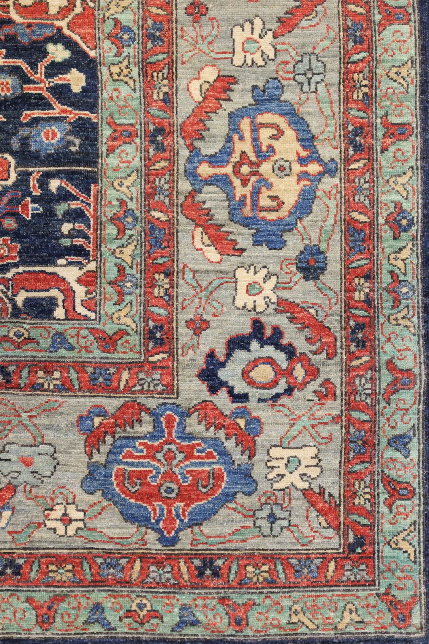 Arabesque Bijar Handwoven Tribal Rug, J74856