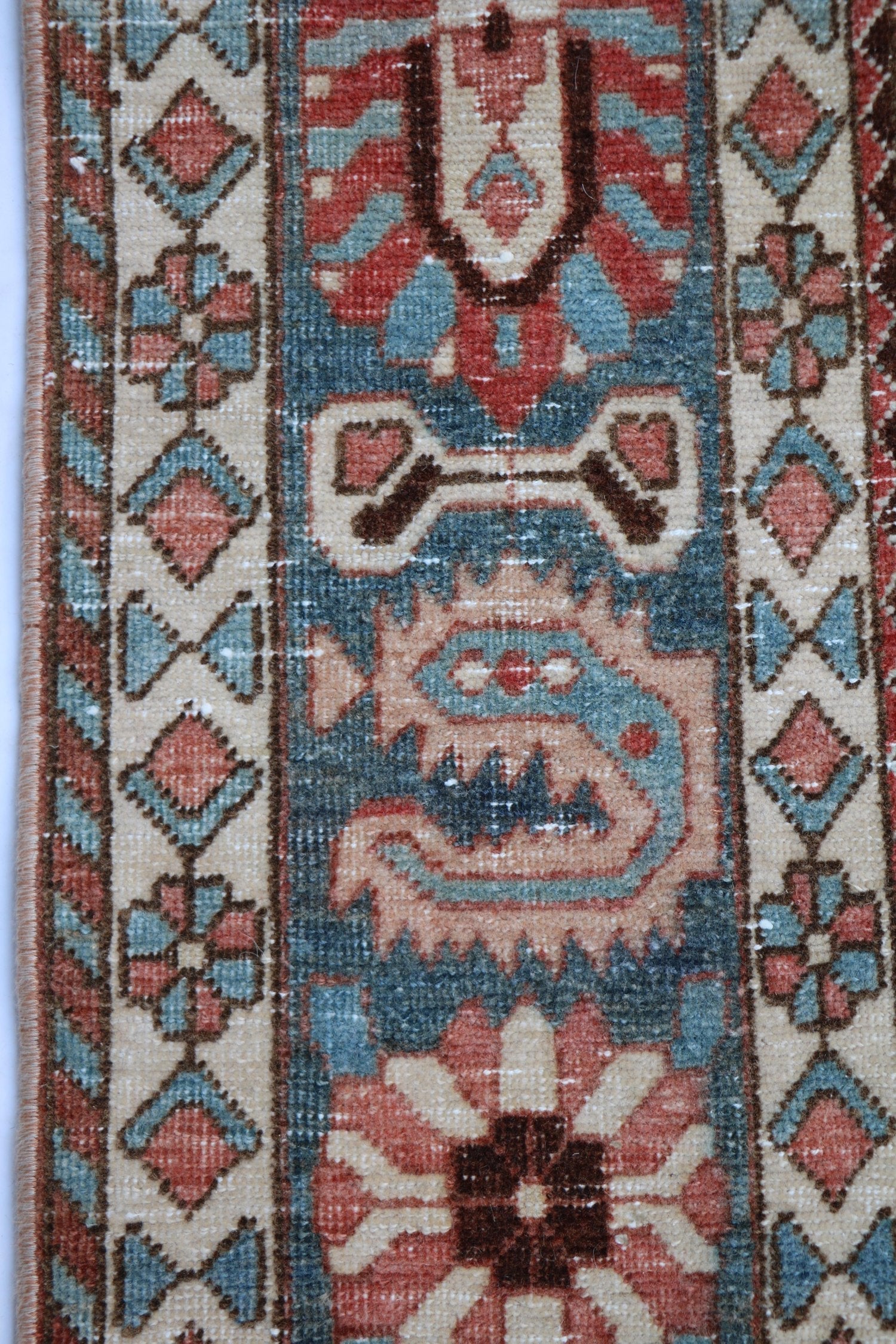 Vintage Bakhtiari Handwoven Tribal Rug, J67616
