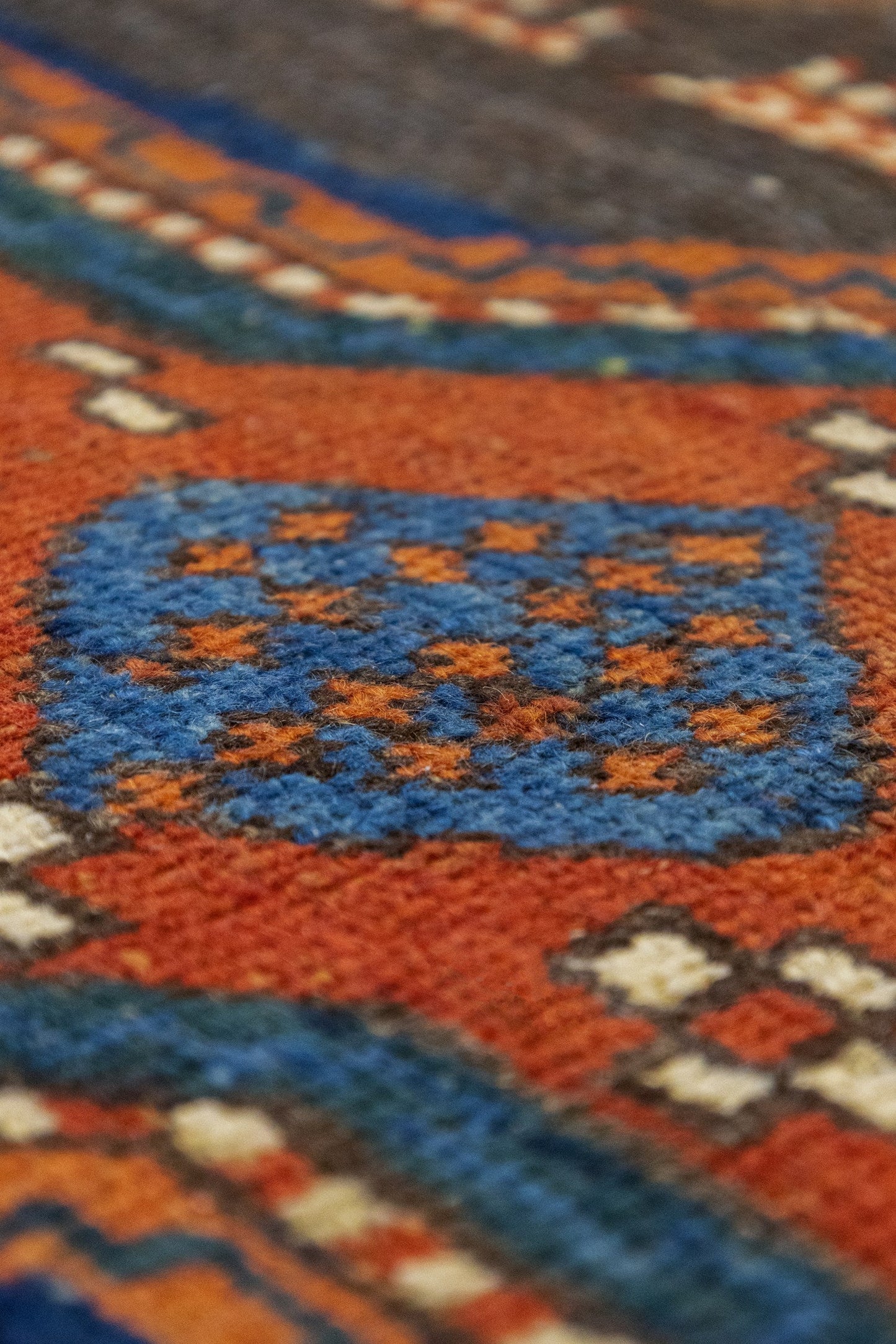 Antique Bakshaish Handwoven Tribal Rug, J78637