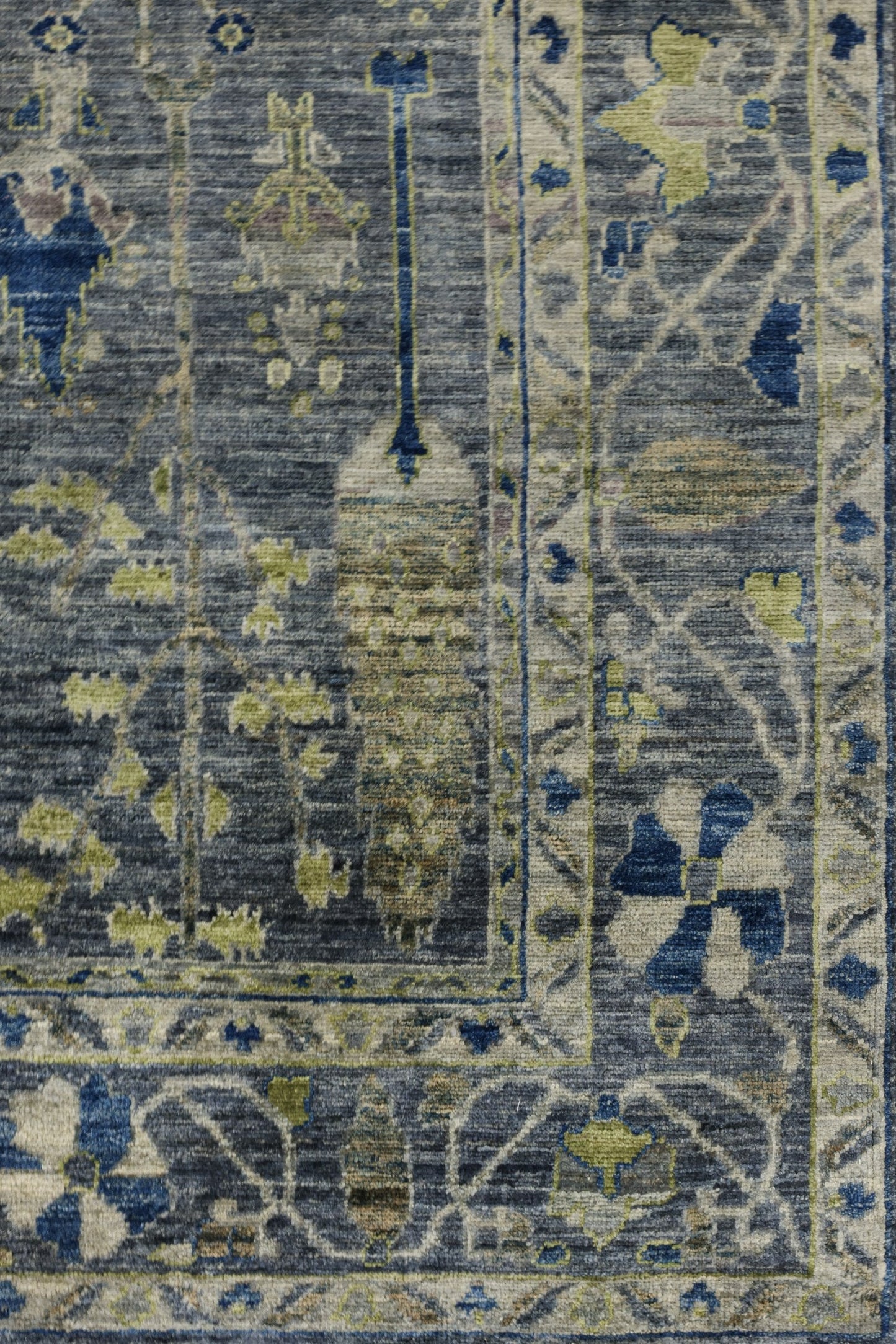 Bakshaish Handwoven Tribal Rug, J81071