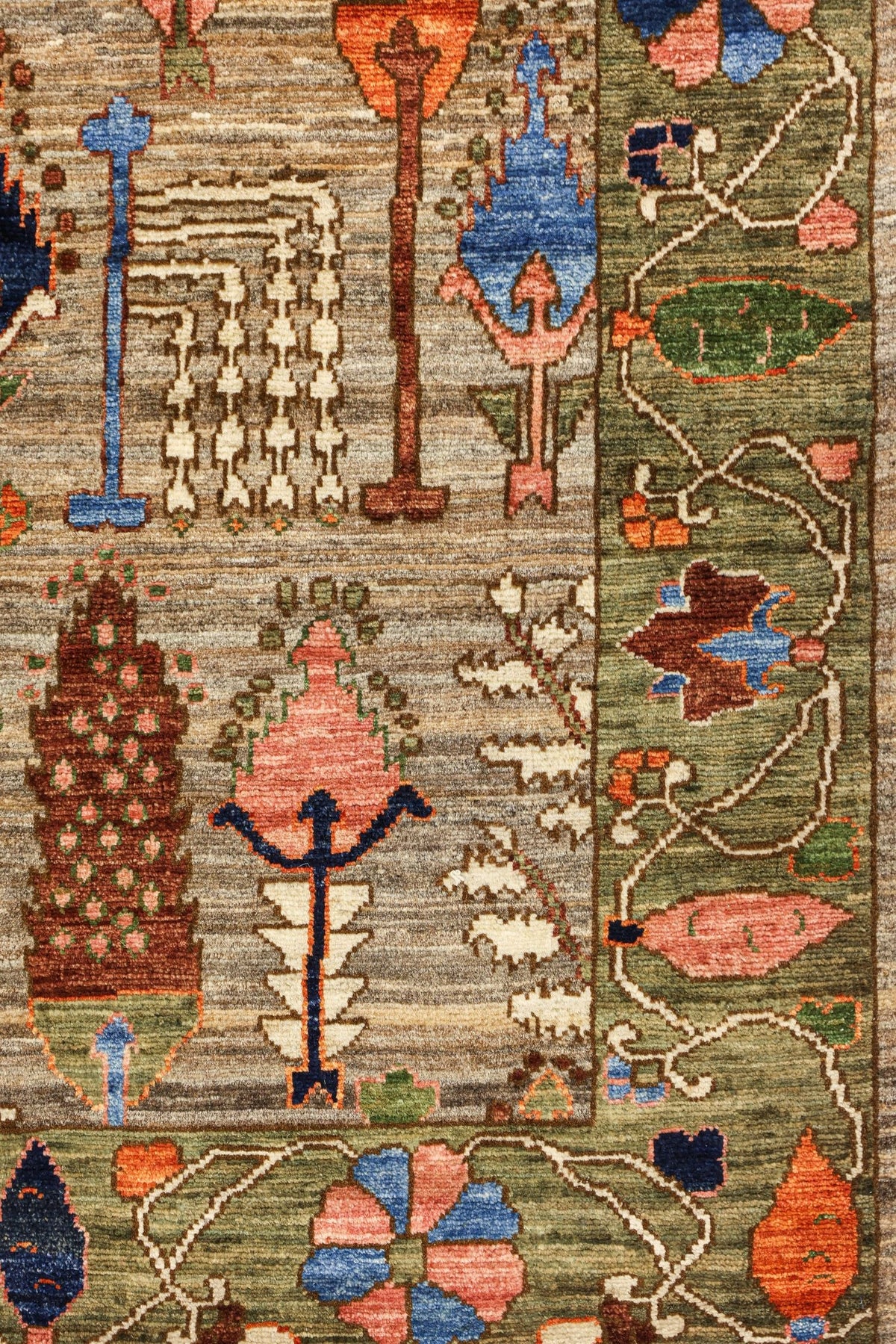 Bakshaish Handwoven Tribal Rug, J81100