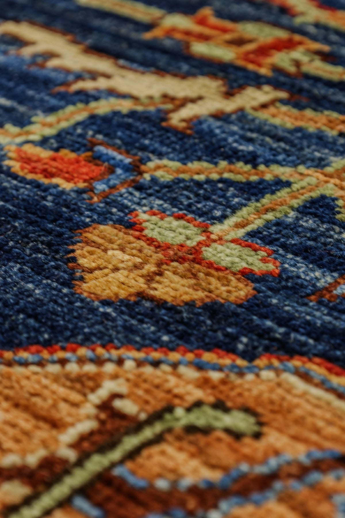 Bakshaish Handwoven Tribal Rug, J81139