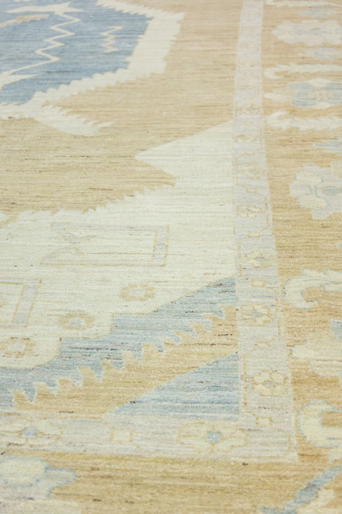 Bakshaish Handwoven Tribal Rug, J89298