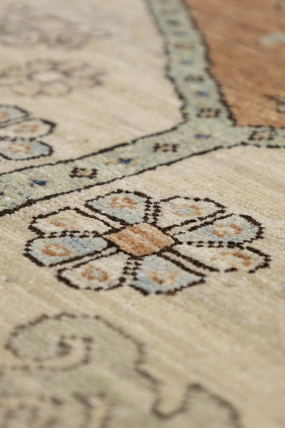 Bakshaish Handwoven Tribal Rug, J89300