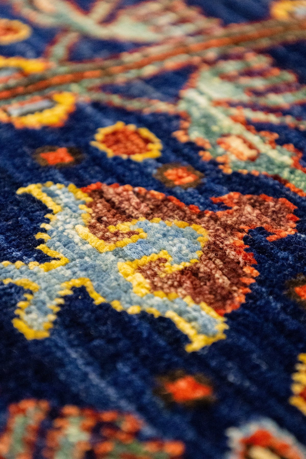 Bakshaish Handwoven Tribal Rug, J89320