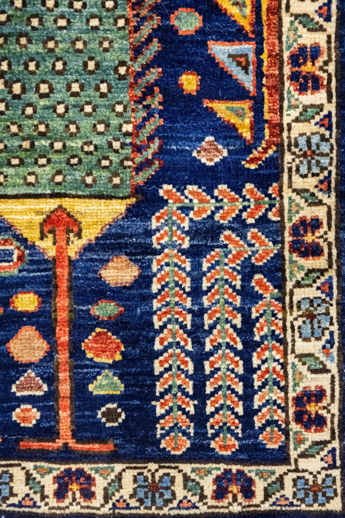 Bakshaish Handwoven Tribal Rug, J89320