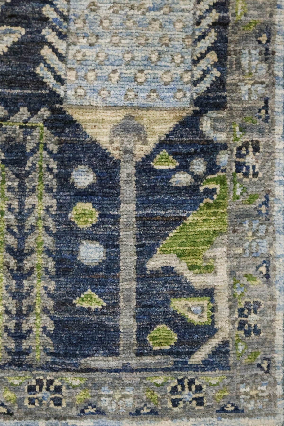 Bakshaish Willow Handwoven Tribal Rug, J81376