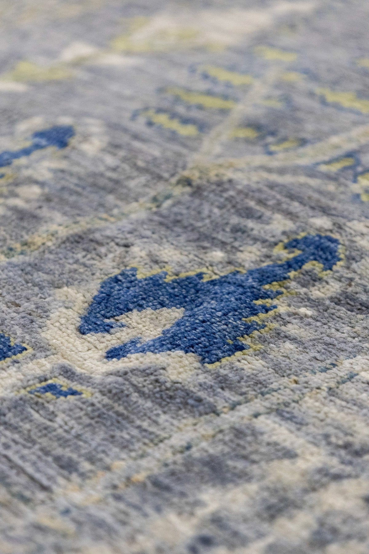 Bakshaish Willow Handwoven Tribal Rug, J86023