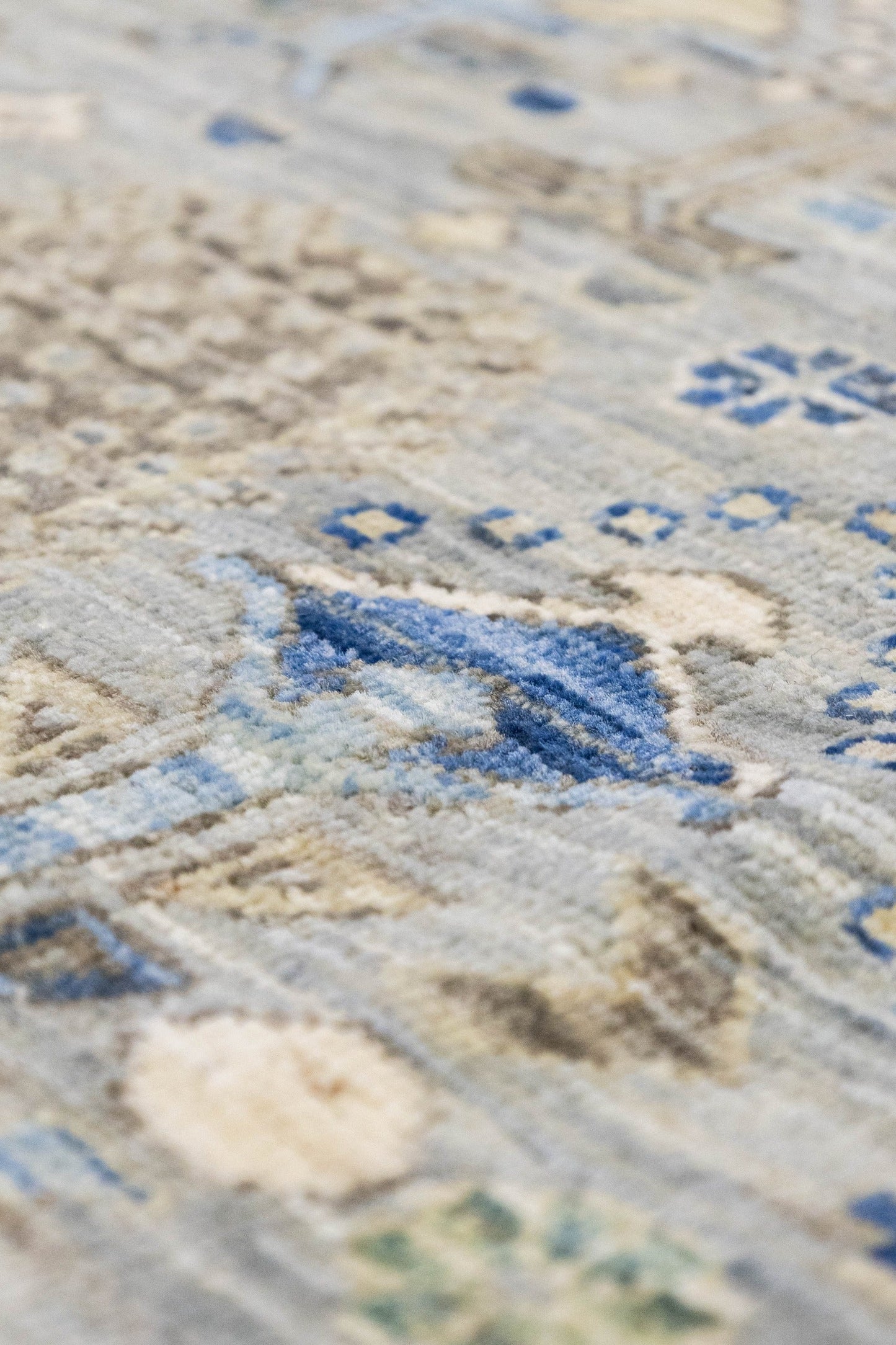Bakshaish Willow Handwoven Tribal Rug, J87102