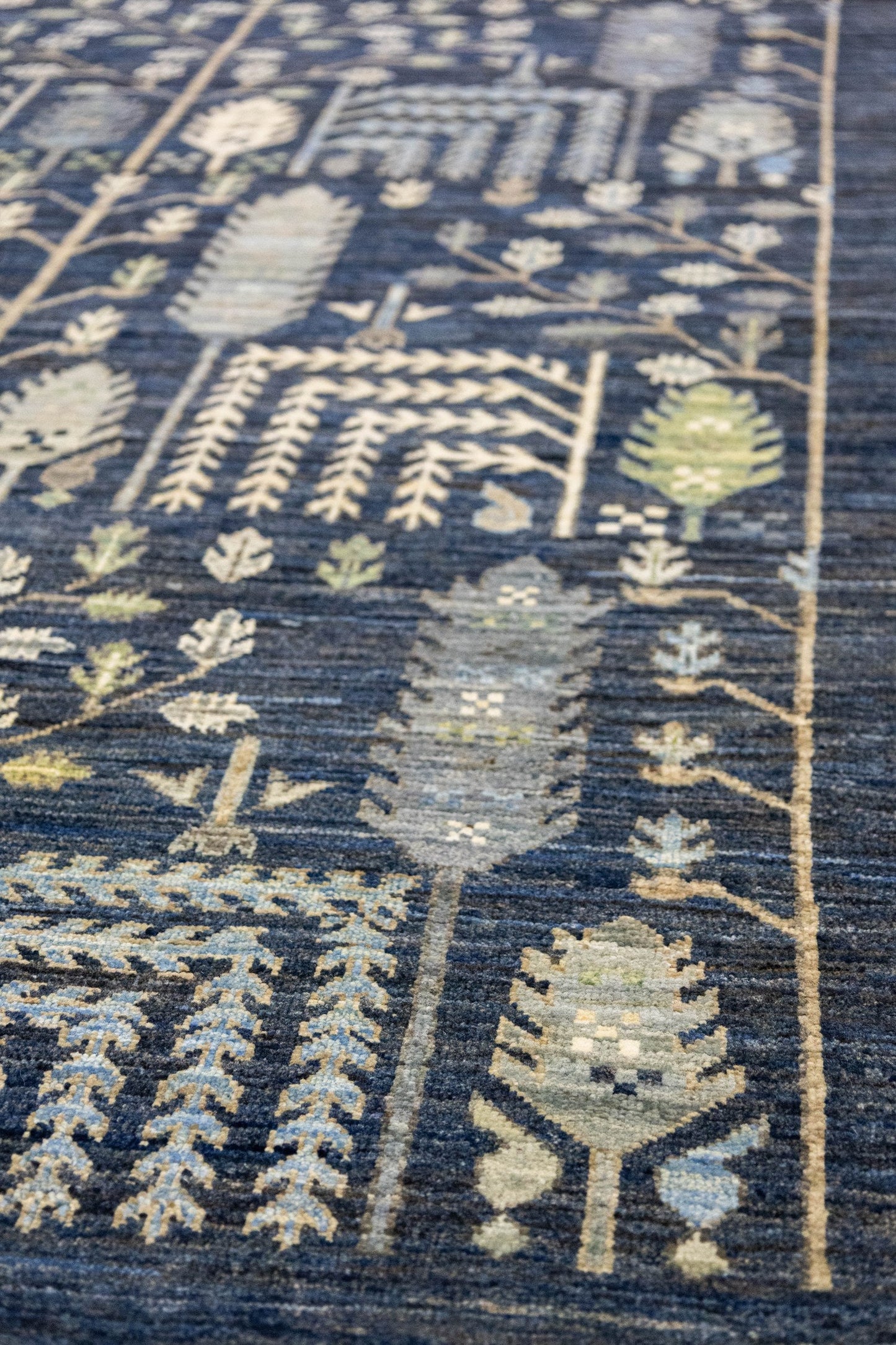Bakshaish Willow Handwoven Tribal Rug, J87106