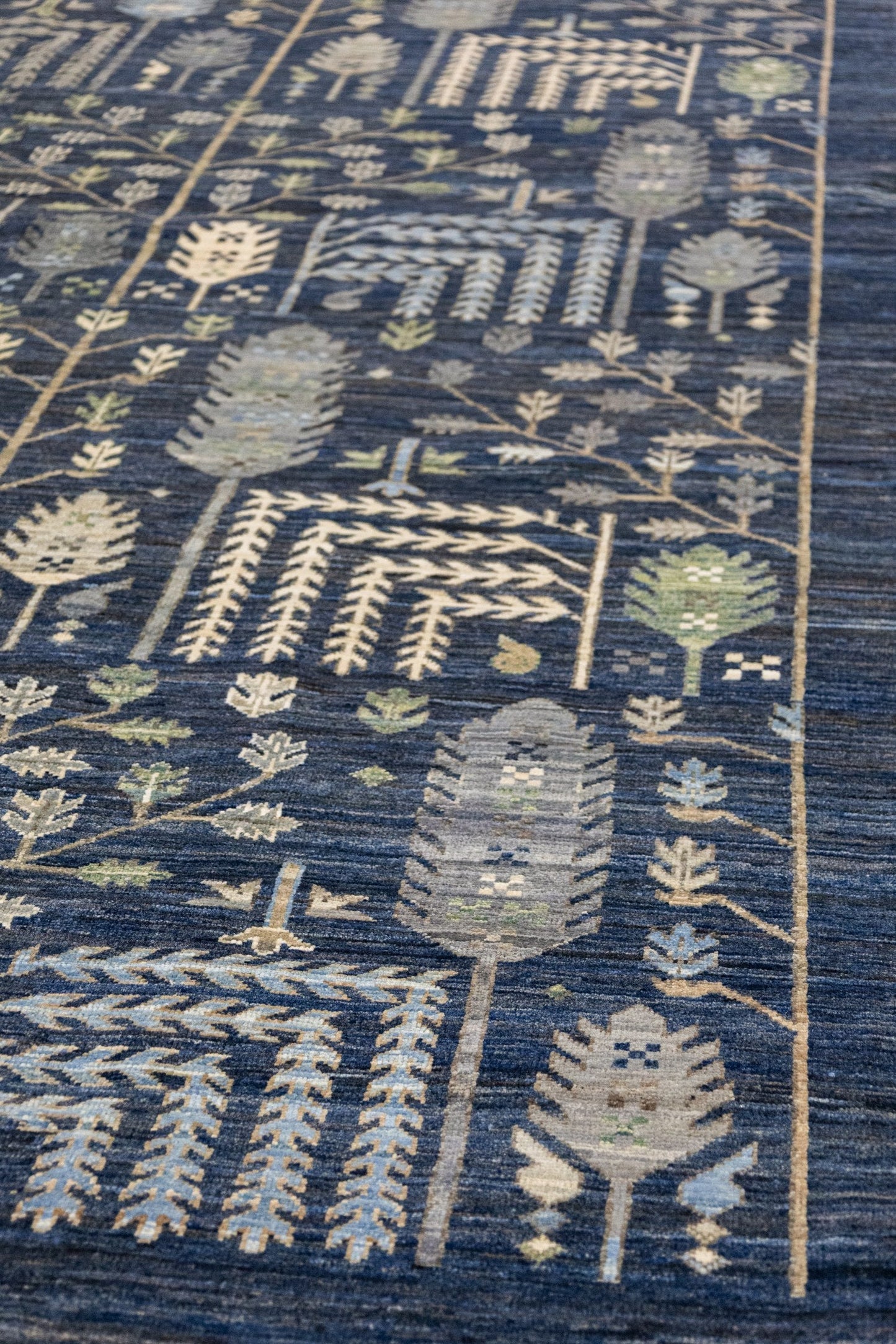 Bakshaish Willow Handwoven Tribal Rug, J87109