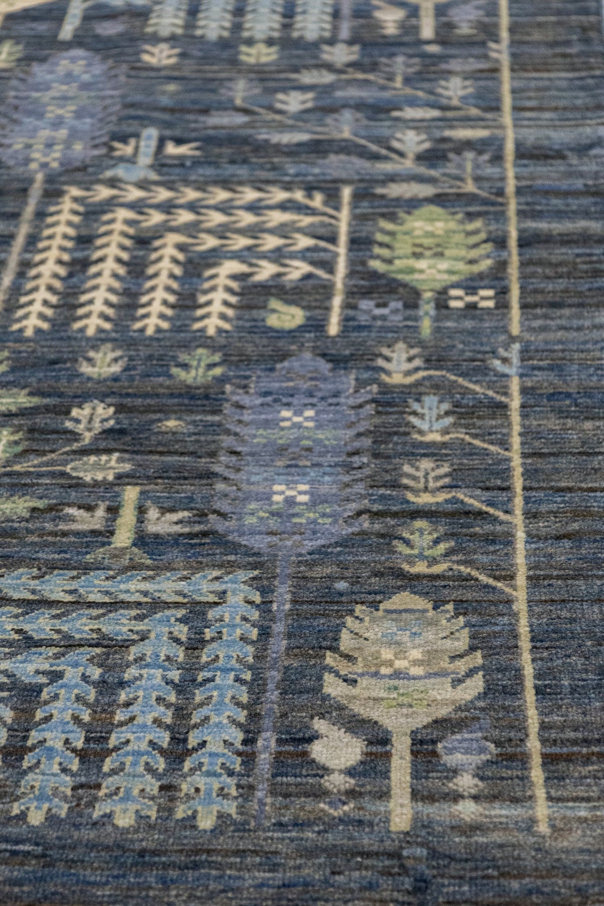 Bakshaish Willow Handwoven Tribal Rug, J89343