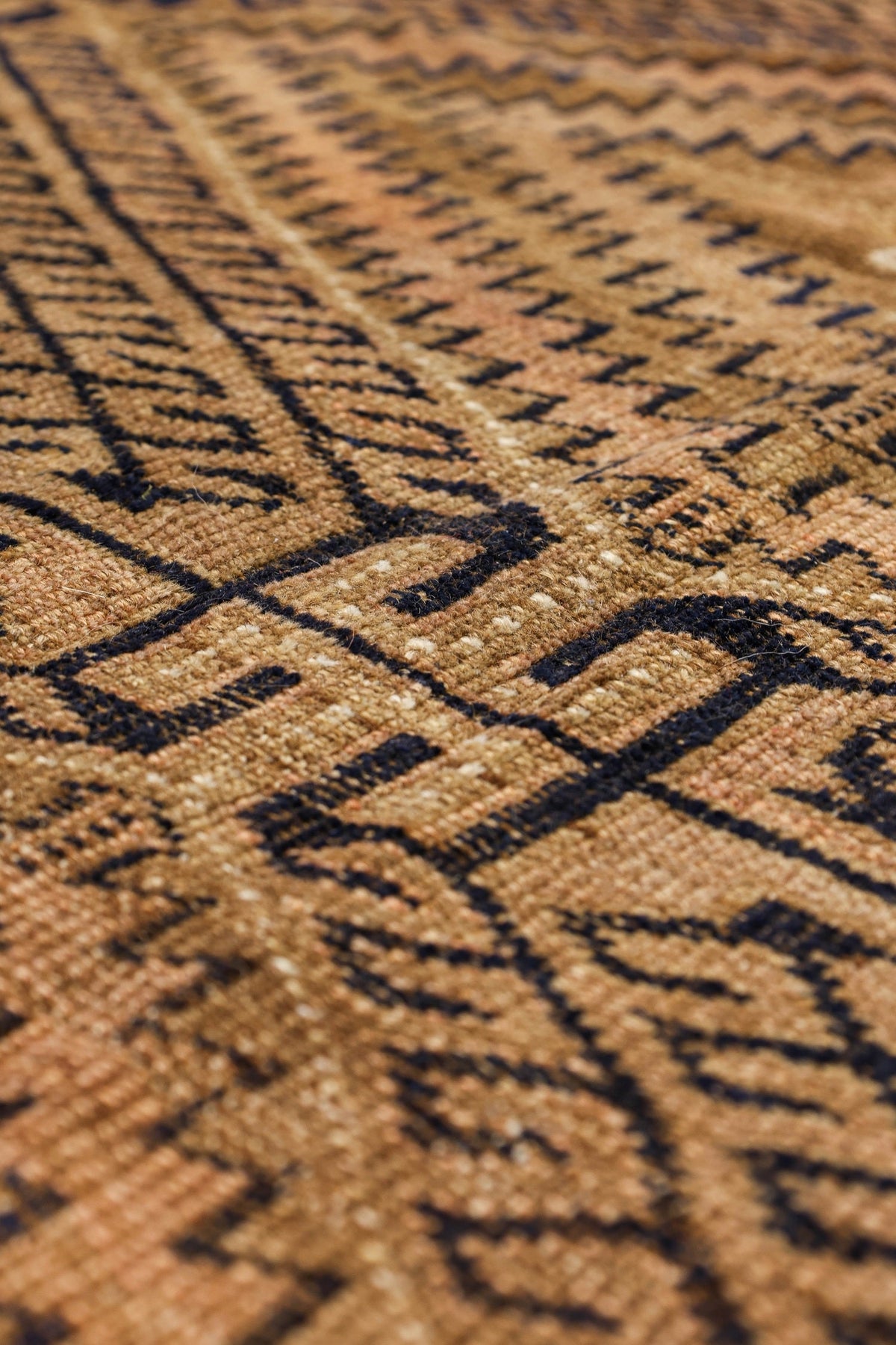 Vintage Baluch Handwoven Tribal Rug, J79412