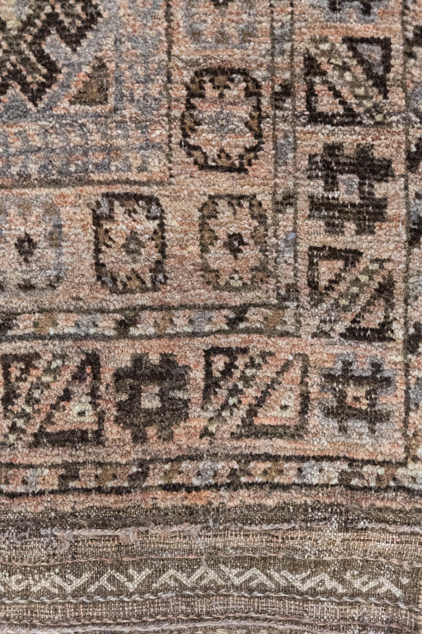 Vintage Baluch Handwoven Tribal Rug, J89121