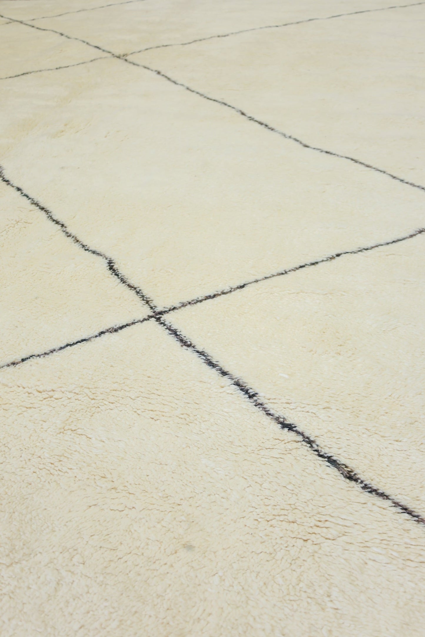 Berber Handwoven Tribal Rug, 79479