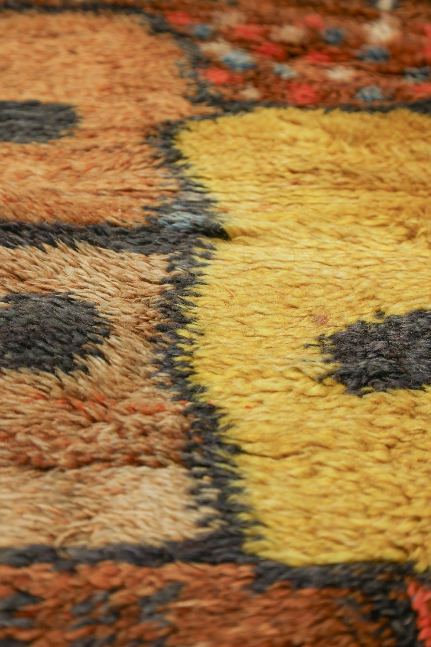 Berber Handwoven Tribal Rug, J62361