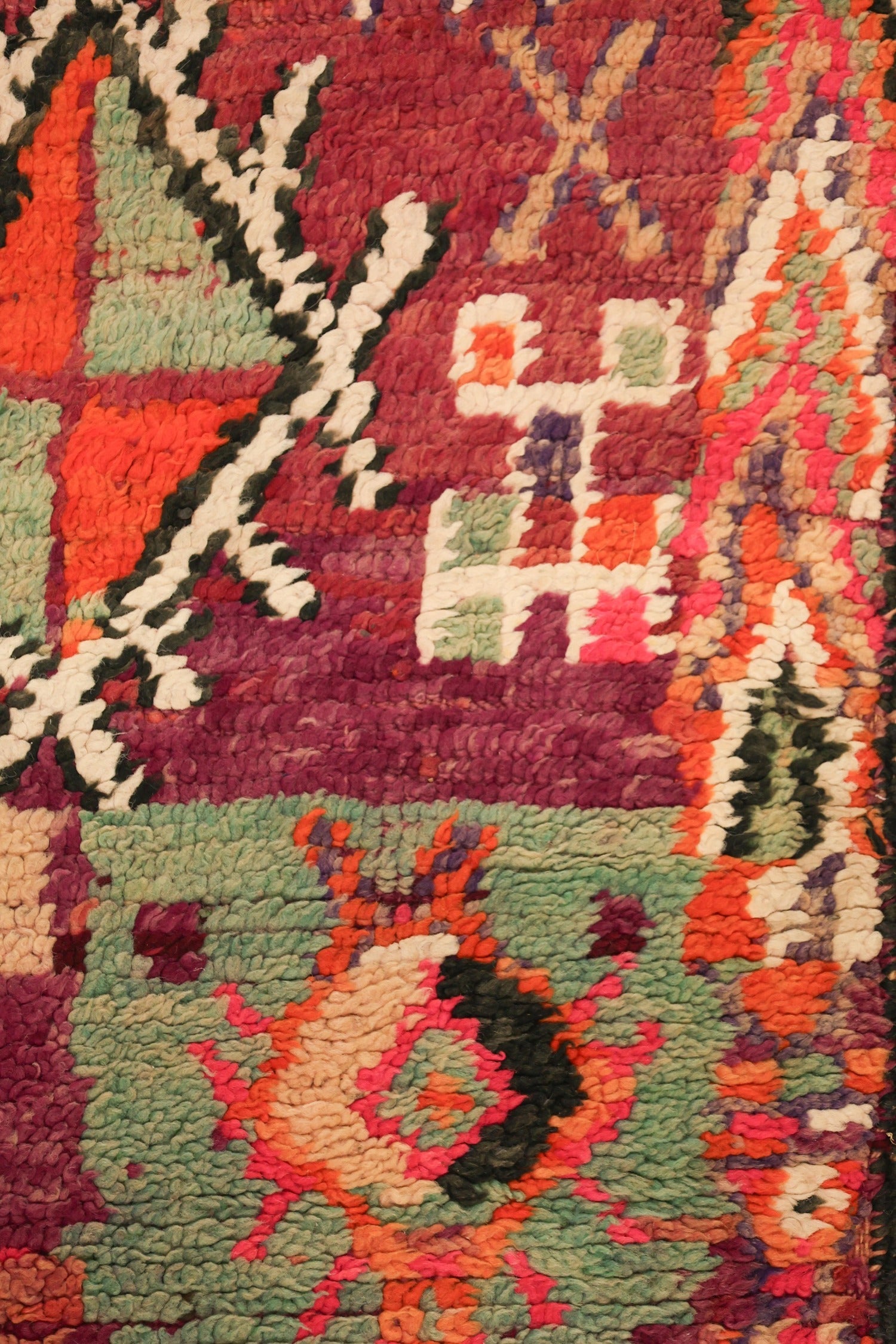 Vintage Berber Handwoven Tribal Rug, J62415