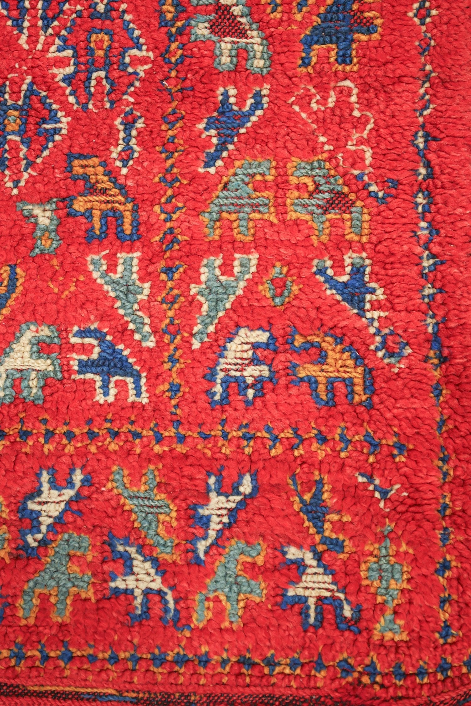 Vintage Berber Handwoven Tribal Rug, J62422