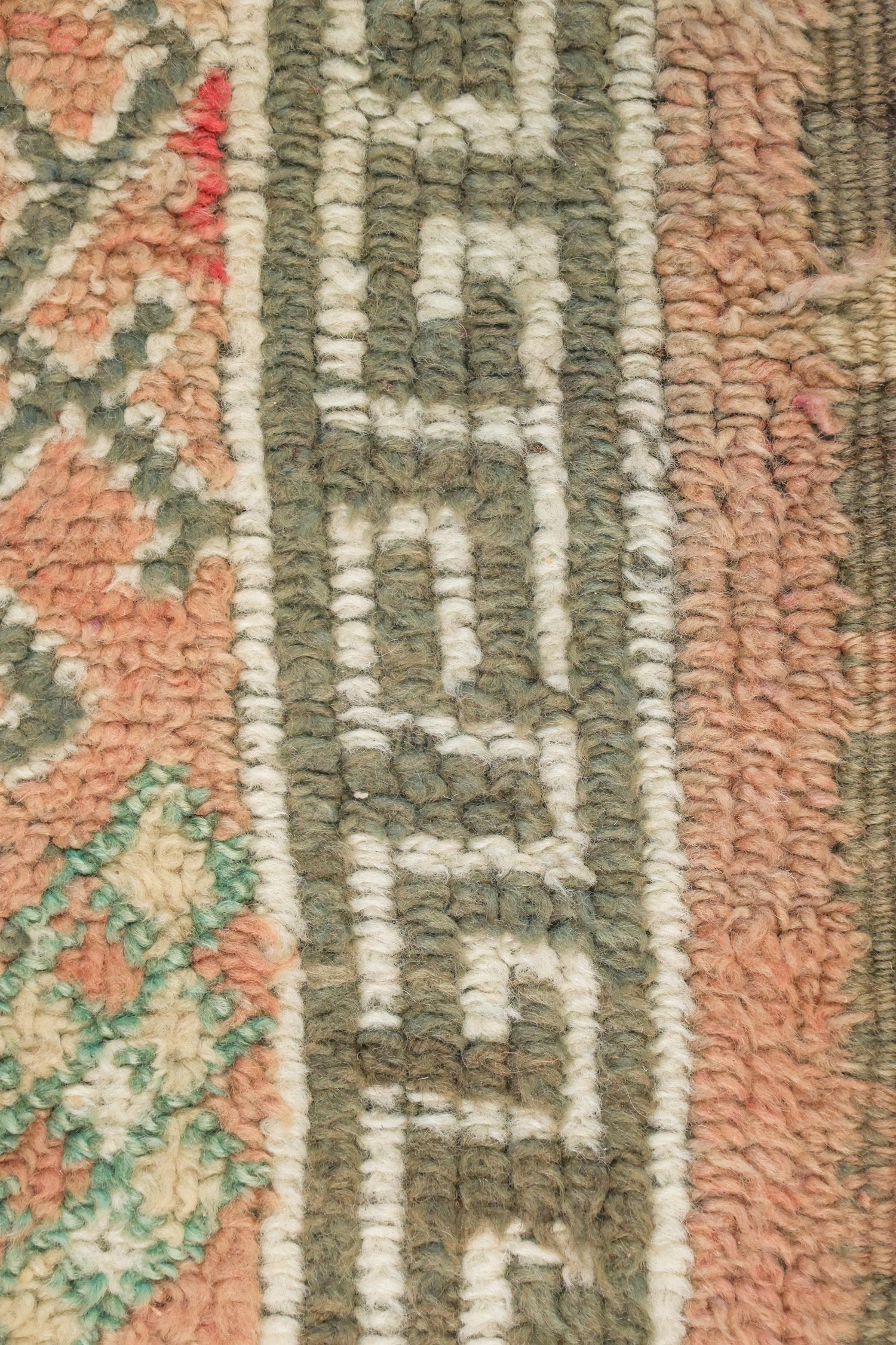 Vintage Berber Handwoven Tribal Rug, J62426