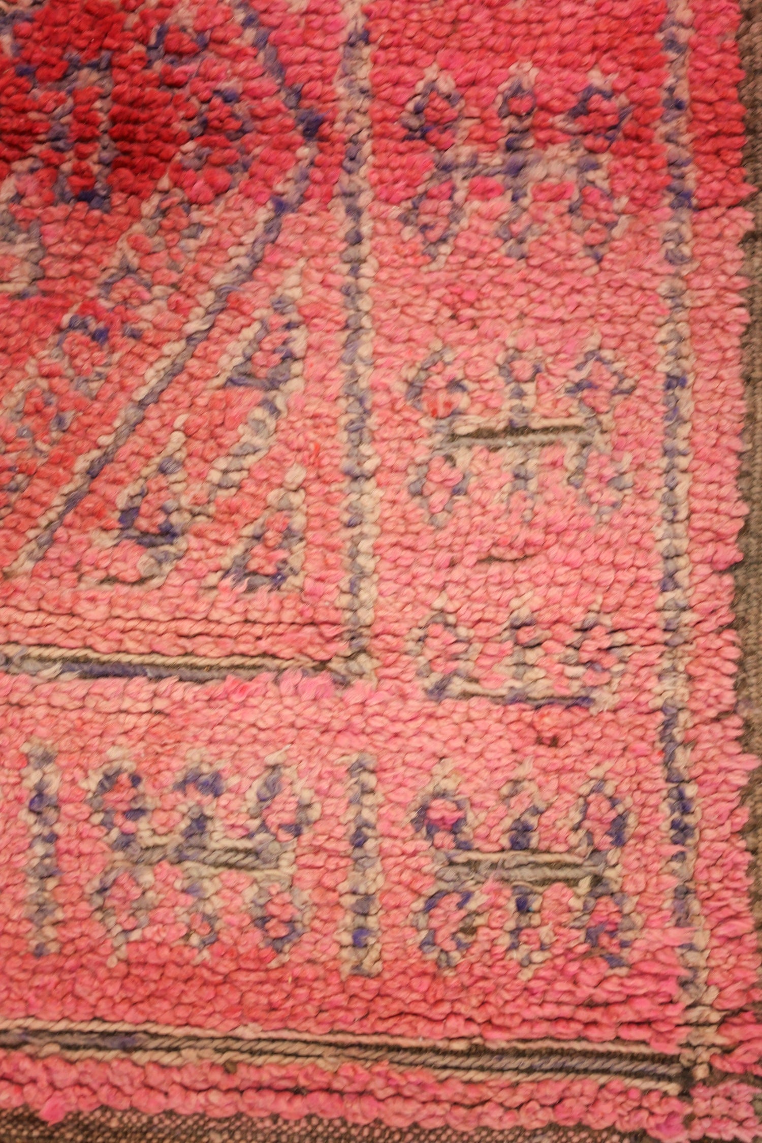 Vintage Berber Handwoven Tribal Rug, J62427