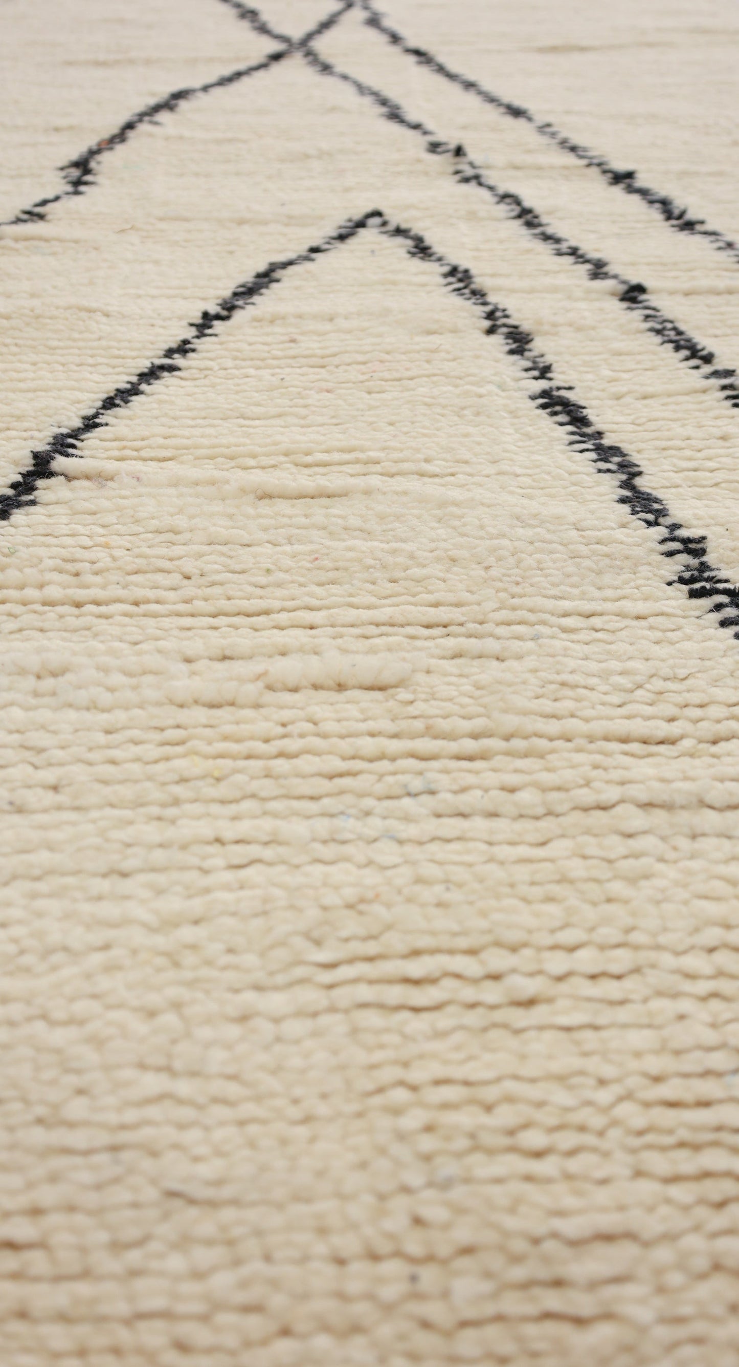 Berber Handwoven Tribal Rug, J72051