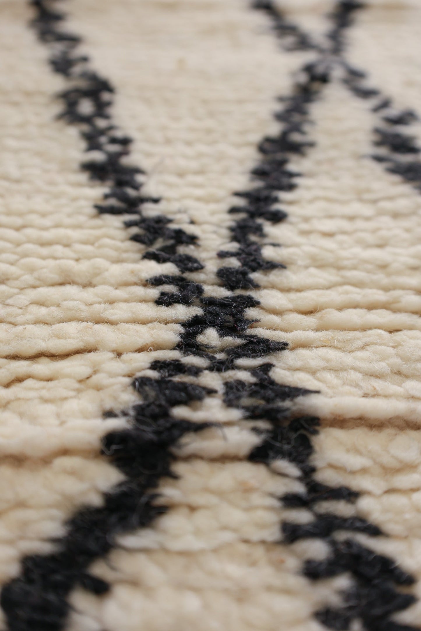 Berber Handwoven Tribal Rug, J72051