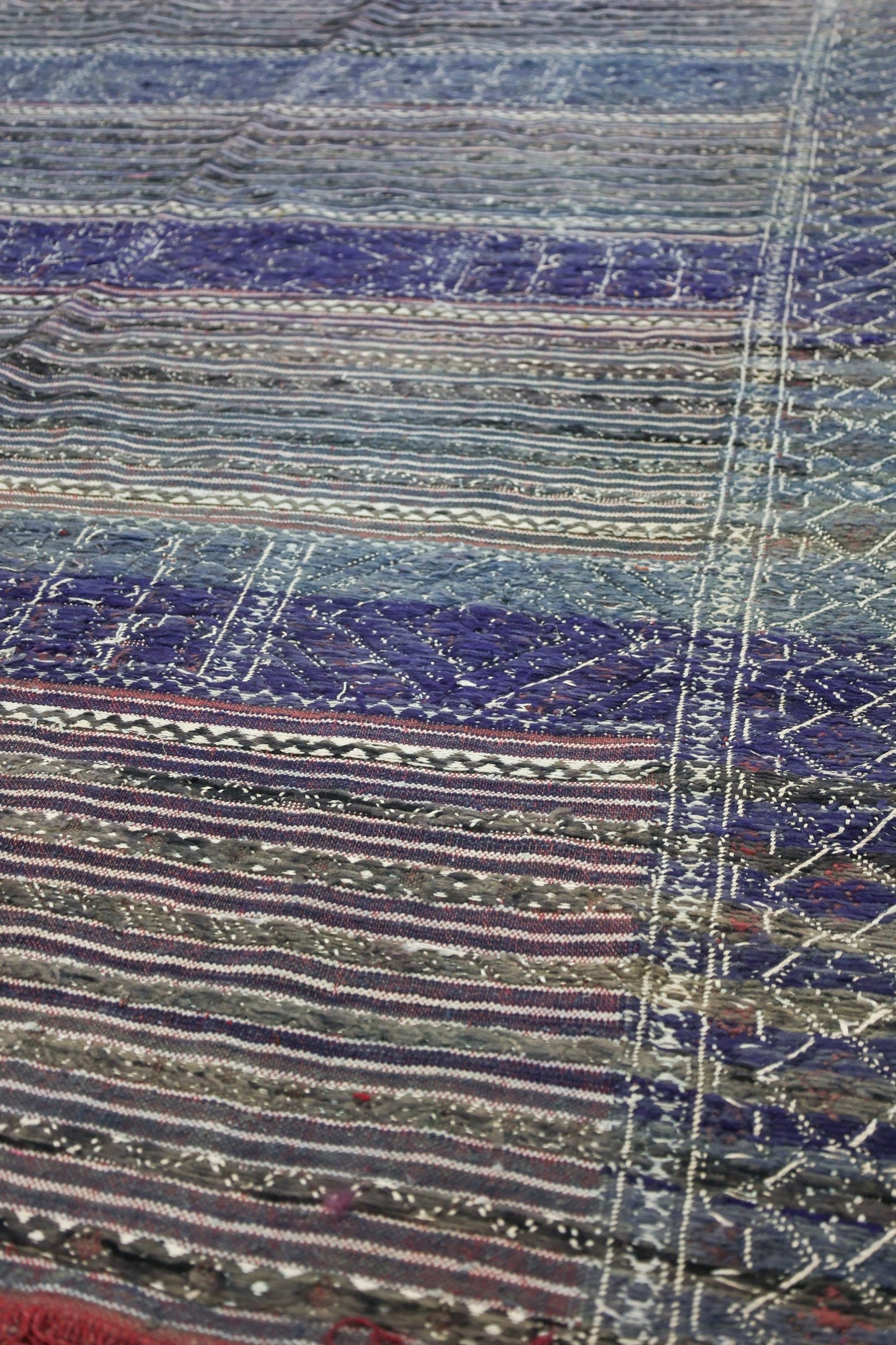 Vintage Berber Handwoven Tribal Rug, J74253