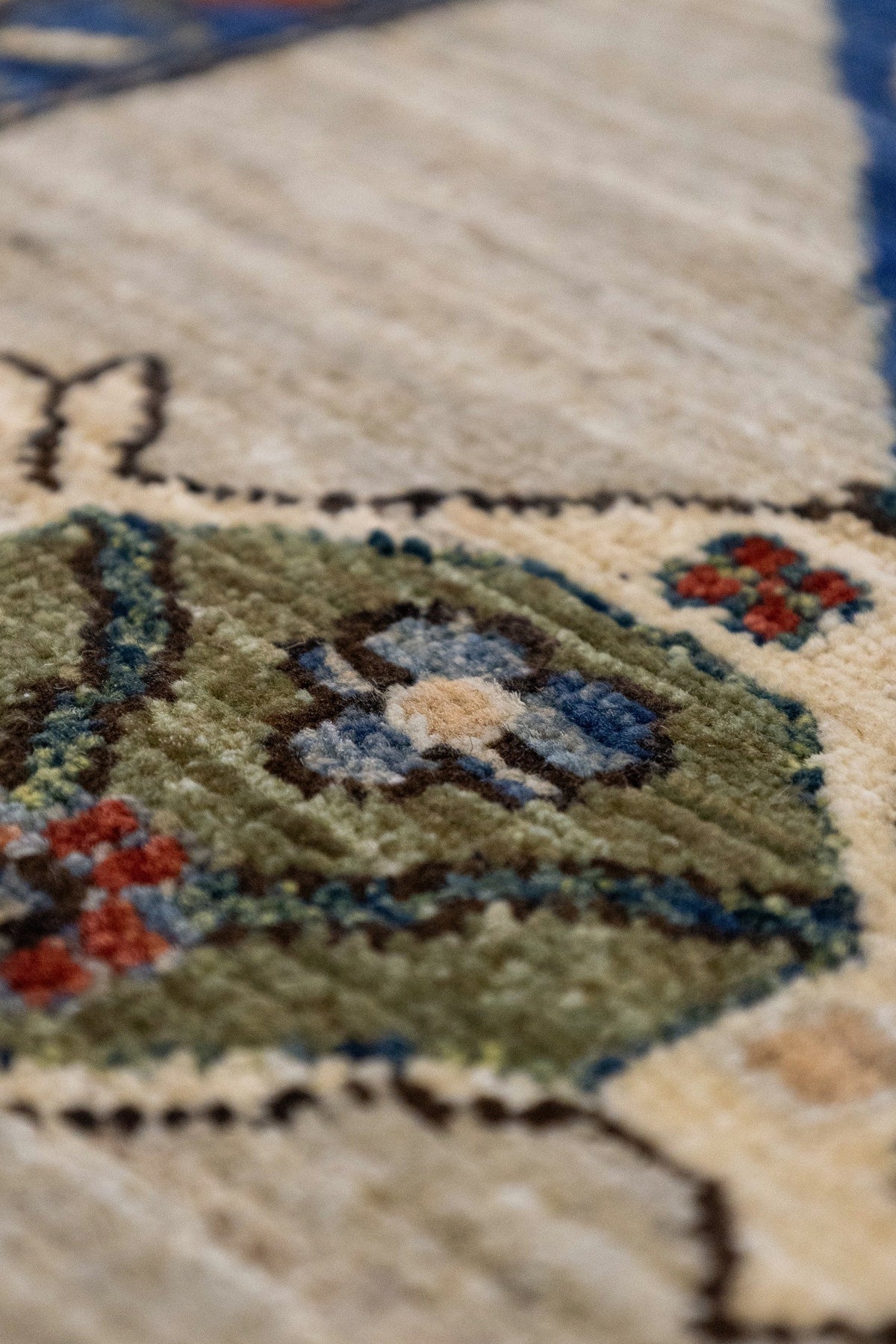 Bijar Handwoven Tribal Rug, J86211