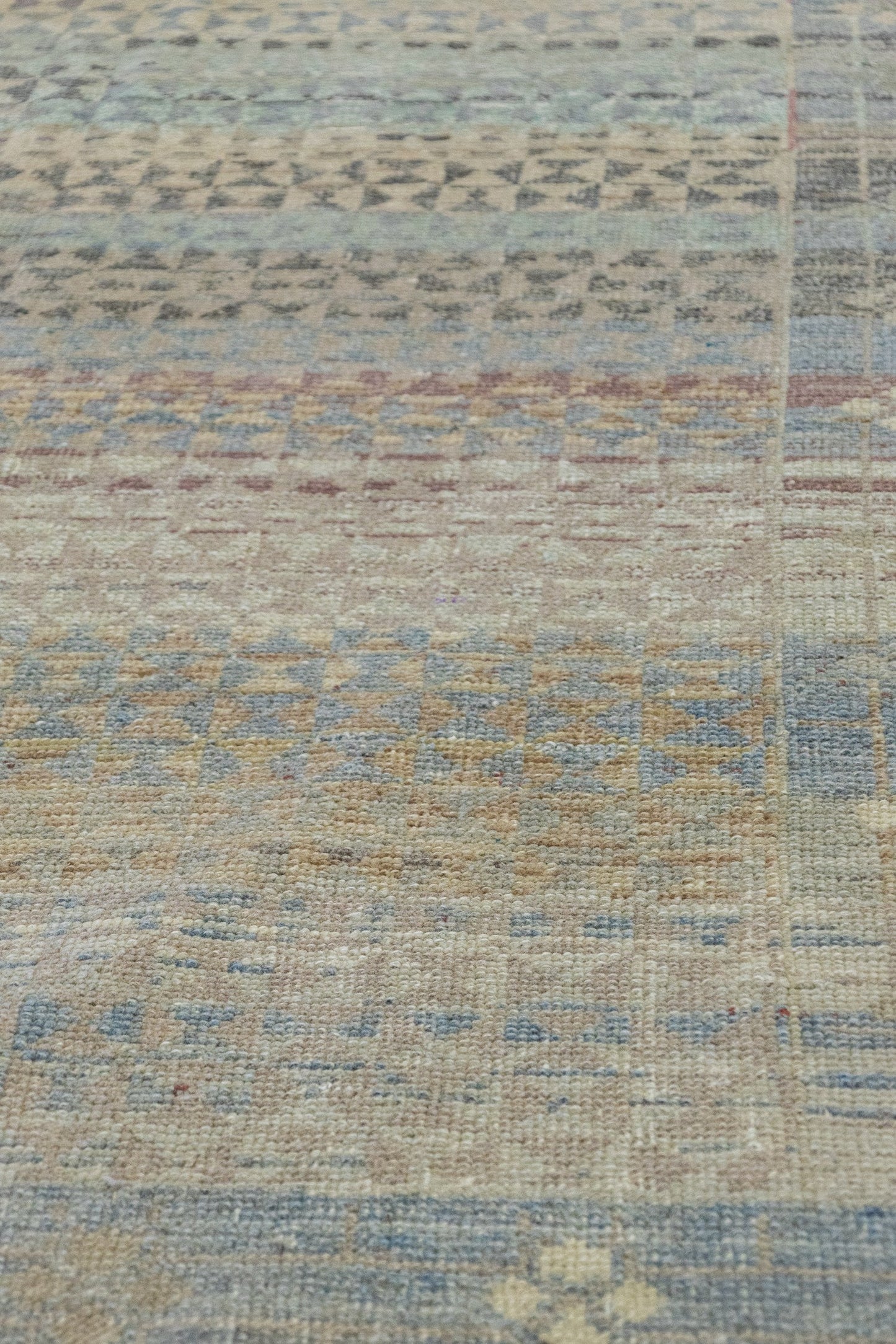 Bowtie Kars Handwoven Tribal Rug, J88950