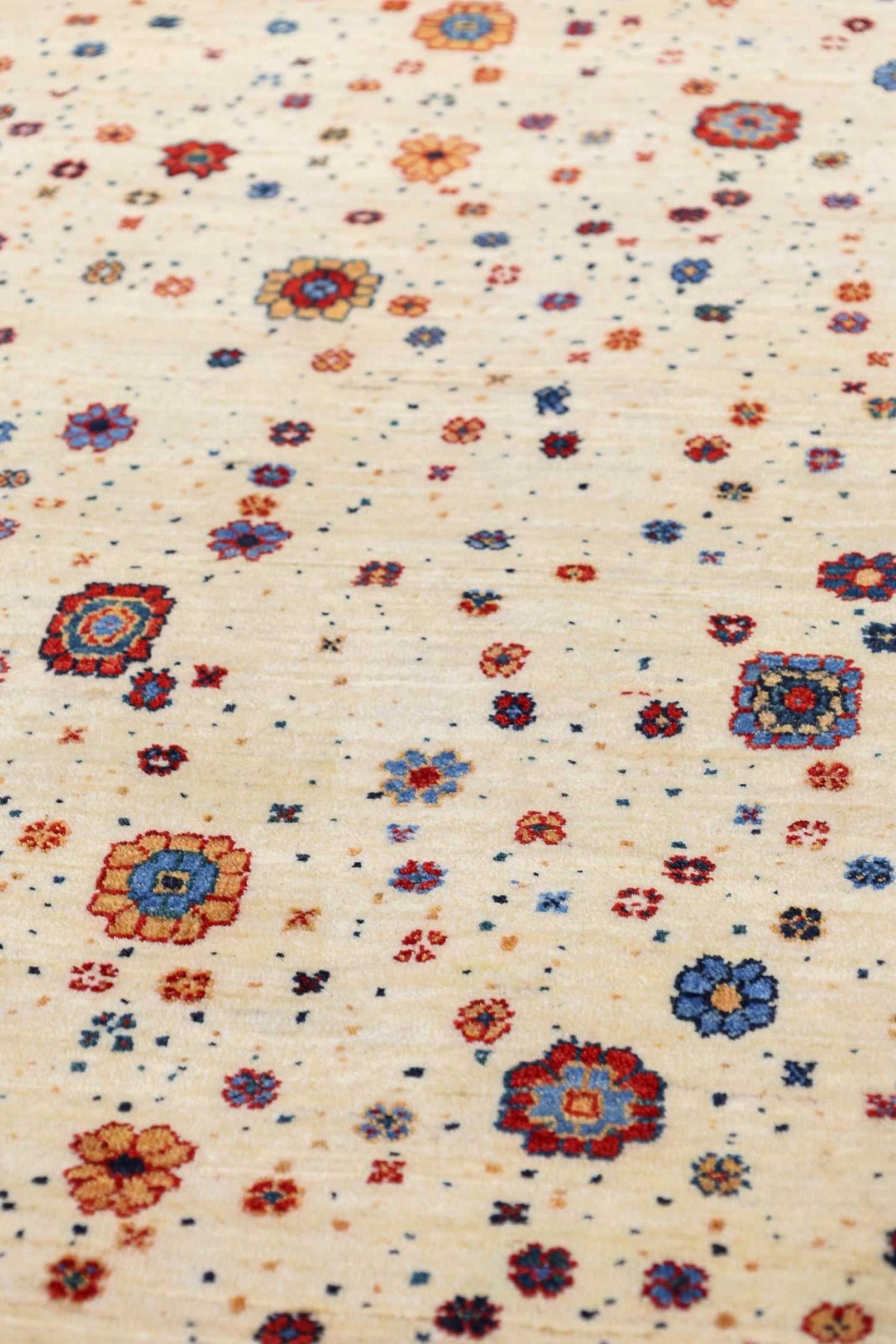 Daisy Gabbeh Handwoven Tribal Rug, J78725
