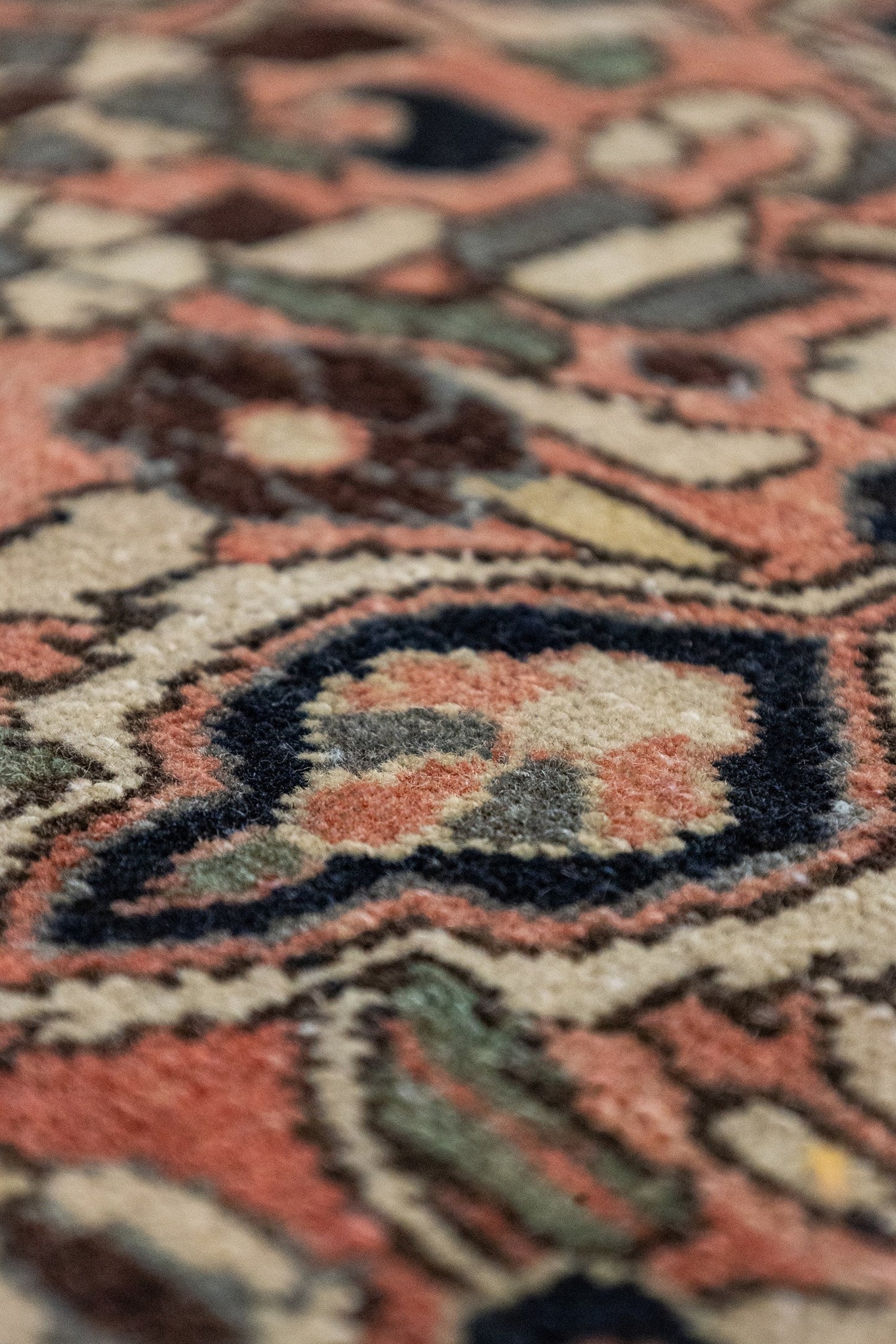Vintage Dargazine Handwoven Tribal Rug, J75223