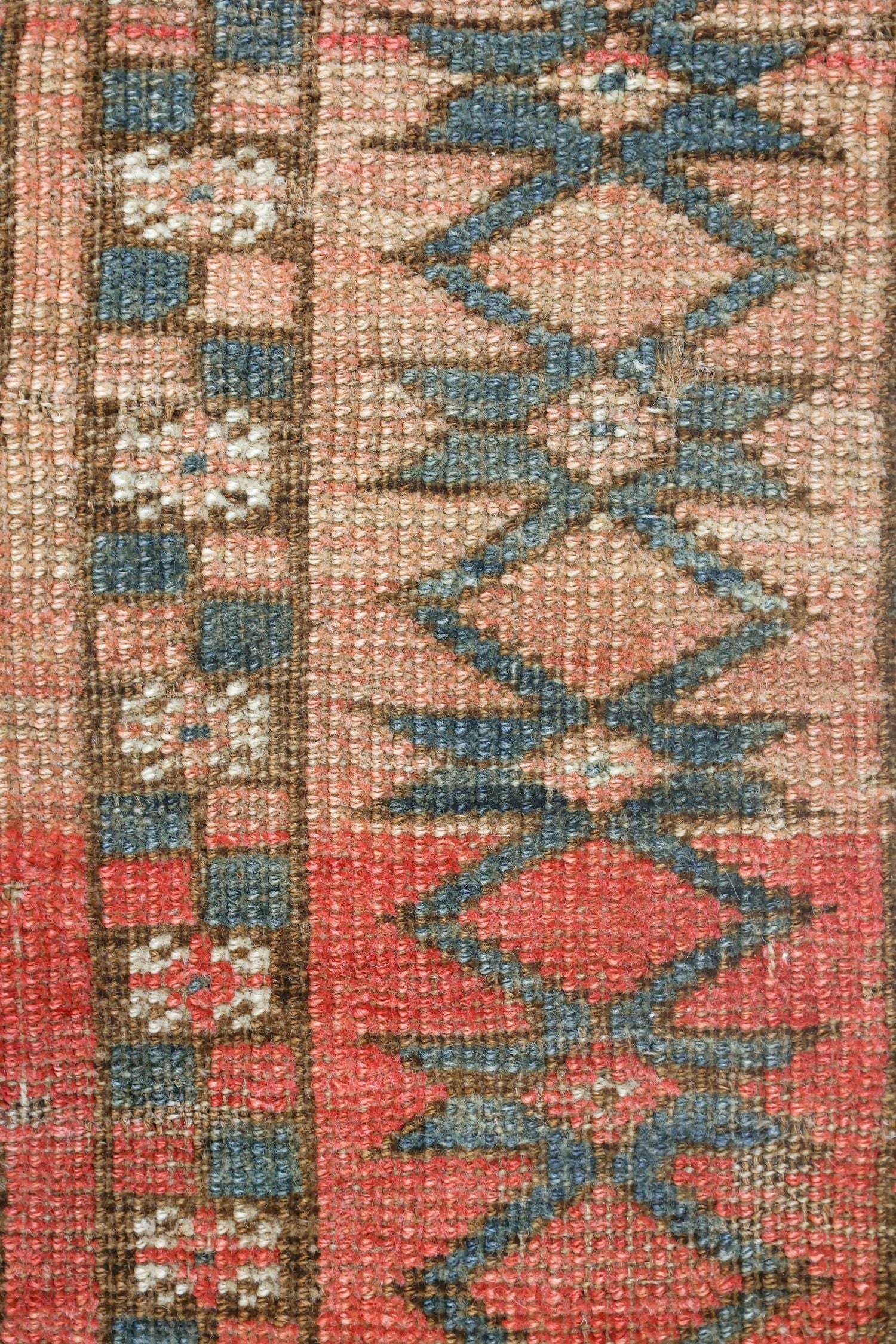 Vintage Ersari Handwoven Tribal Rug, J73106