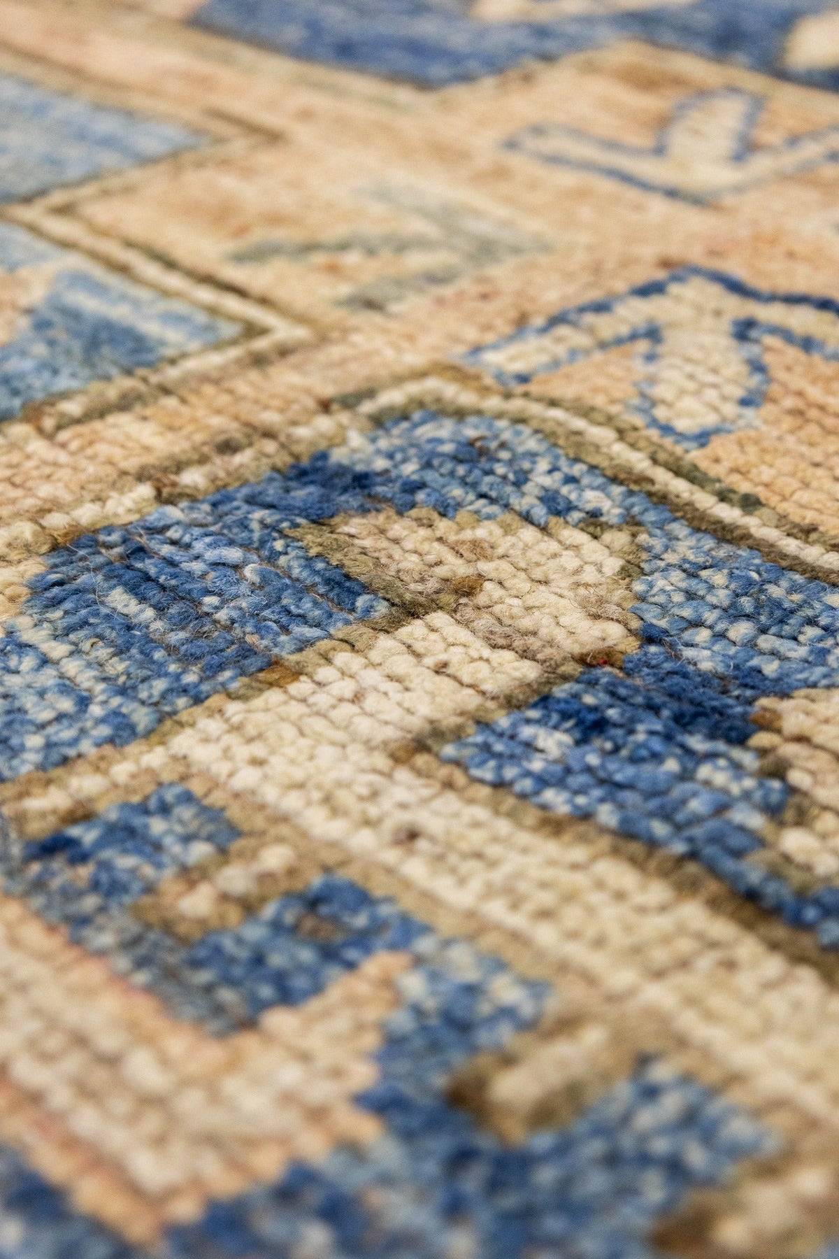 Ersari Oushak Handwoven Tribal Rug, J86813