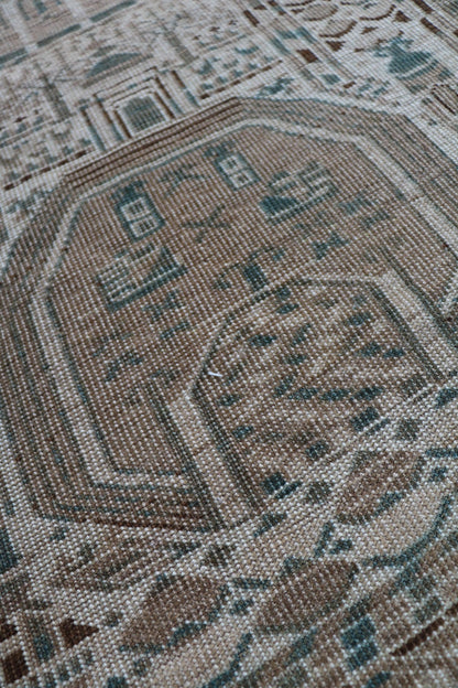 Vintage Ersari Handwoven Tribal Rug, J67469