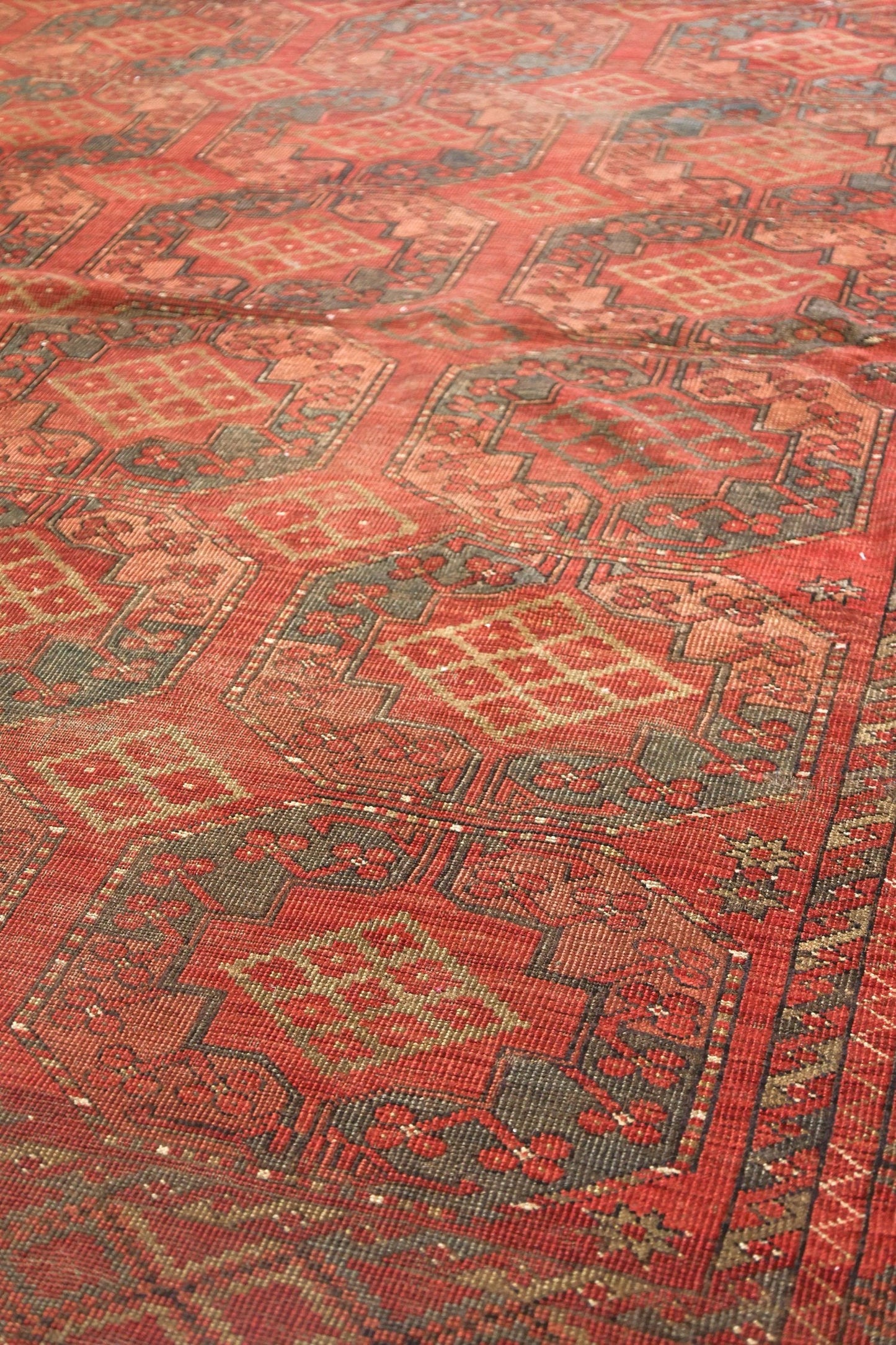 Vintage Ersari Handwoven Tribal Rug, J75792
