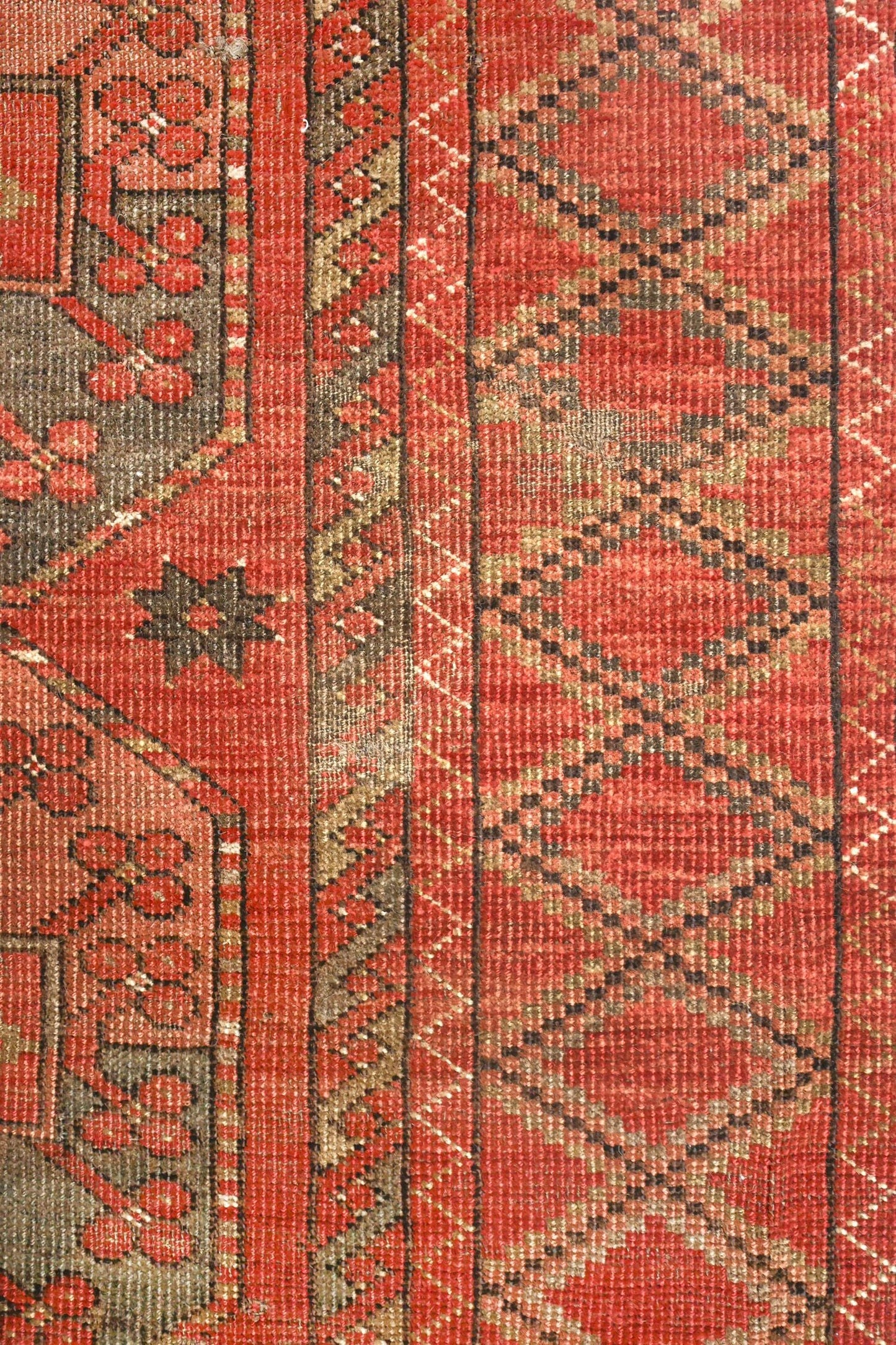 Vintage Ersari Handwoven Tribal Rug, J75792