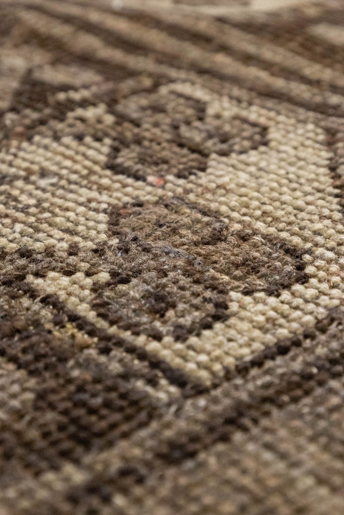 Vintage Ersari Handwoven Tribal Rug, J86262