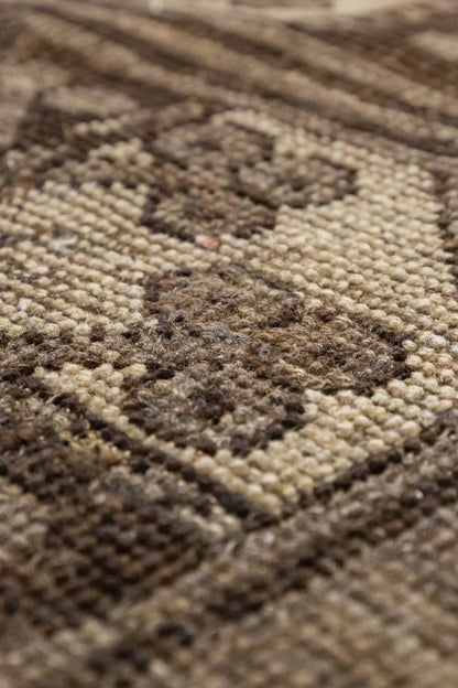 Vintage Ersari Handwoven Tribal Rug, J86262