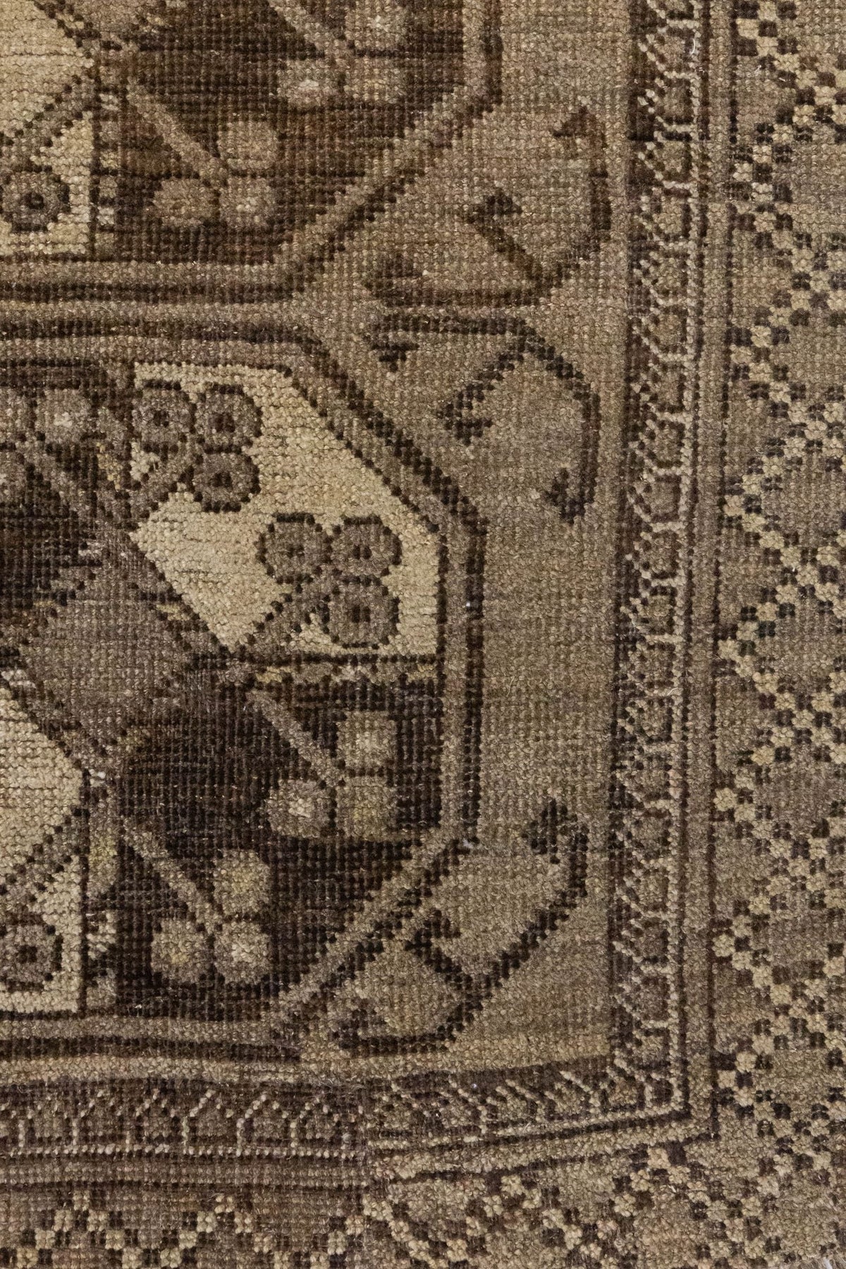 Vintage Ersari Handwoven Tribal Rug, J86262